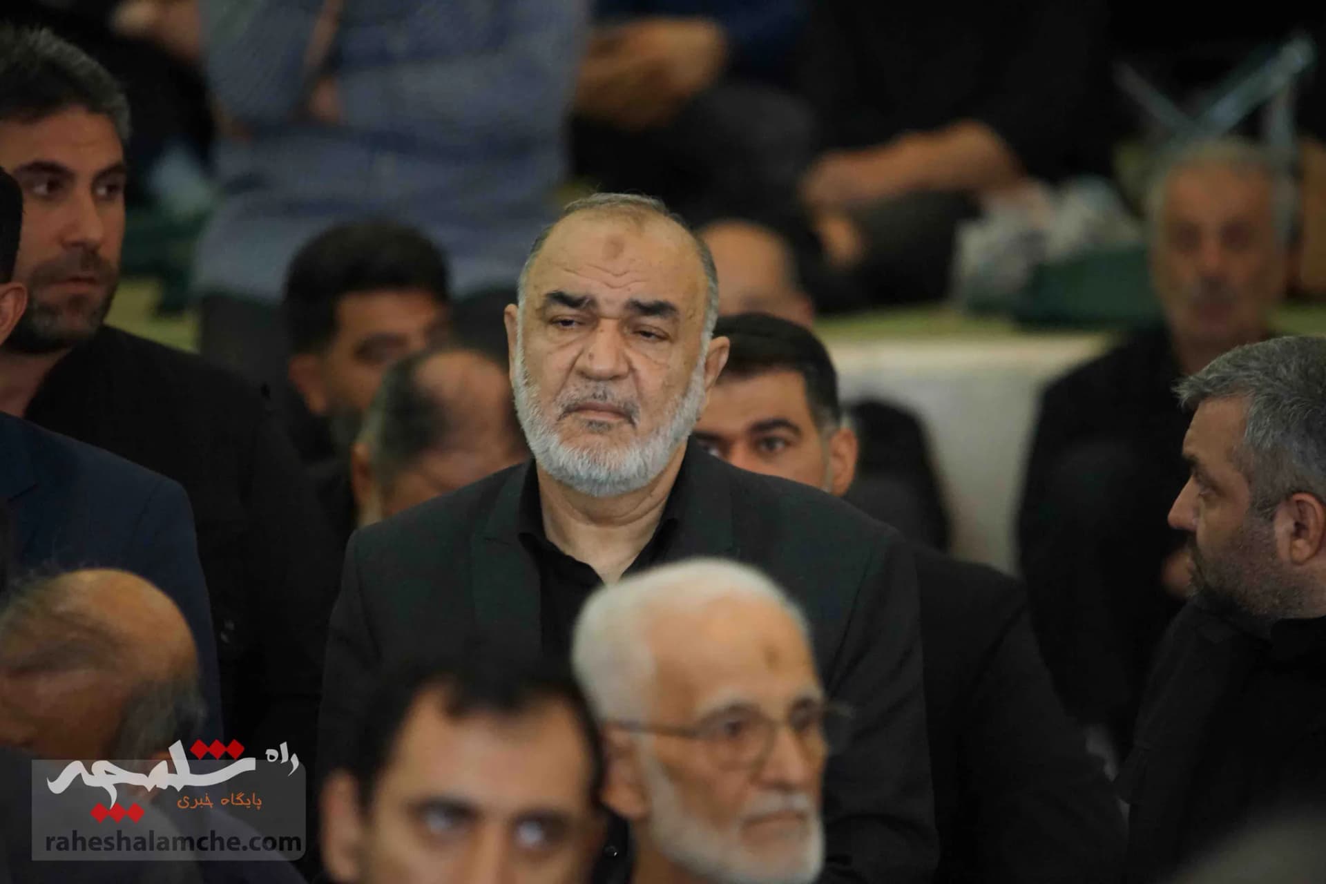 نمازجمعه این هفته تهران برگزار شد +تصاویر — تصویر 21