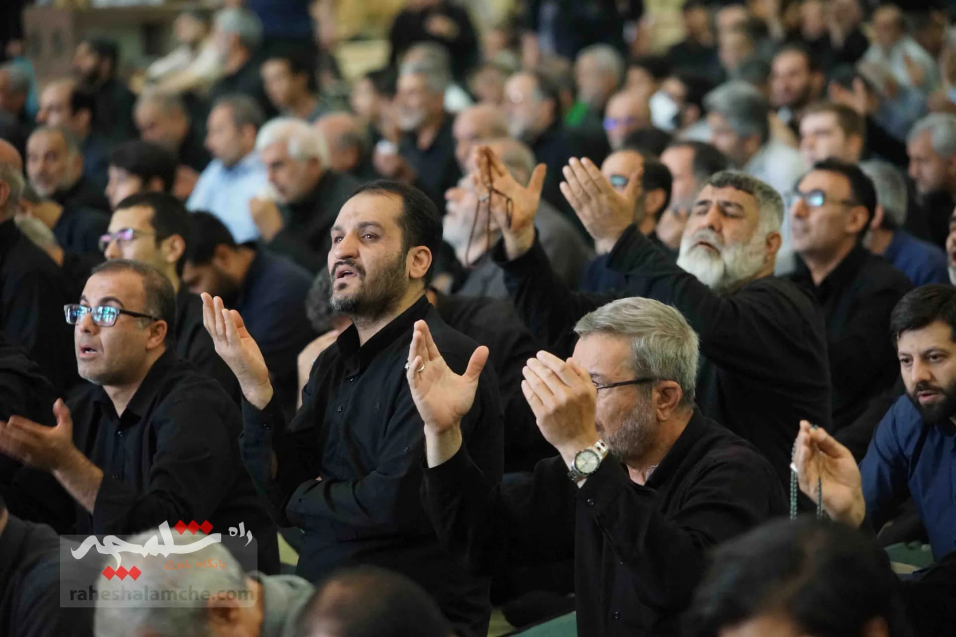 نمازجمعه این هفته تهران برگزار شد +تصاویر — تصویر 28