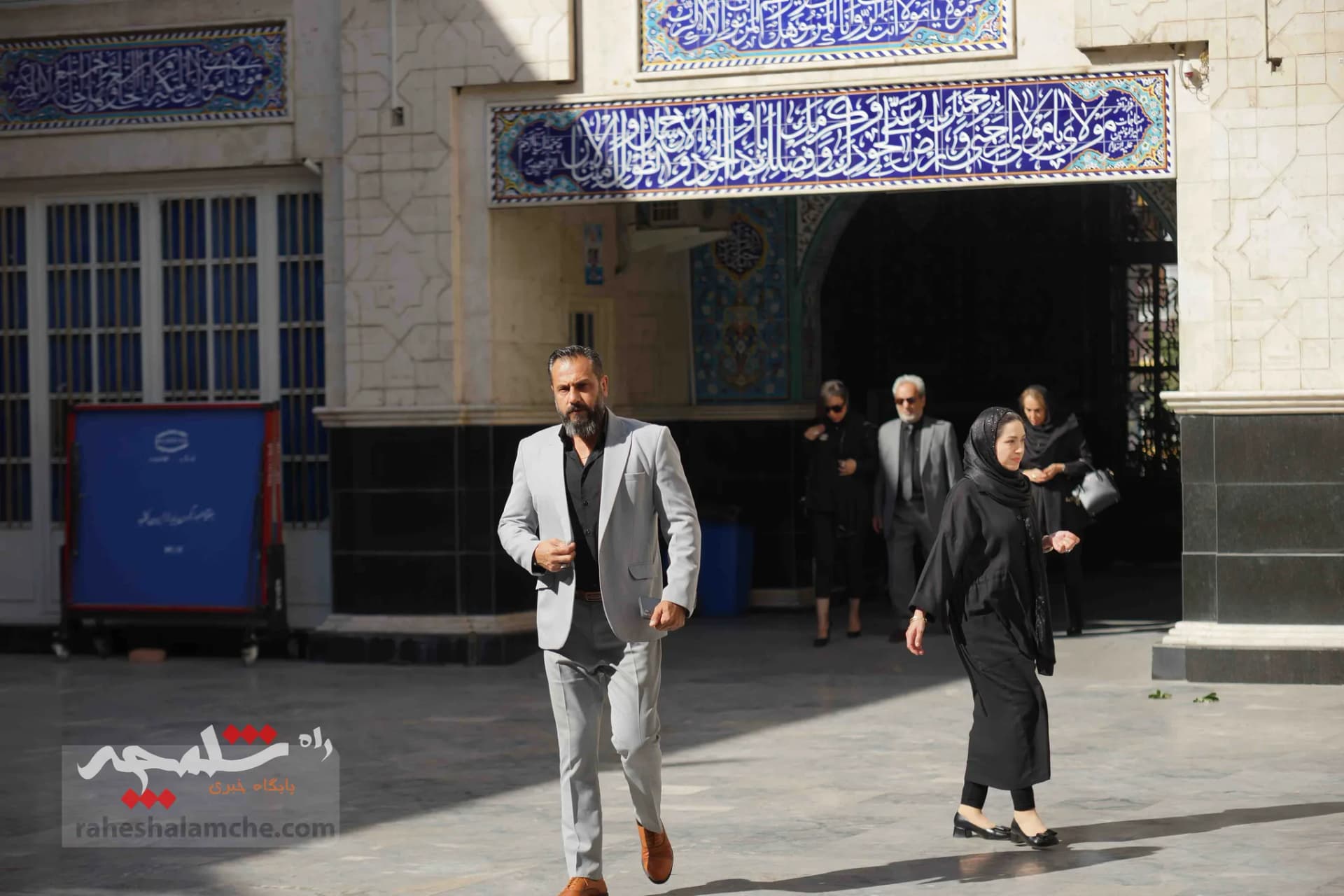 چه کسانی در مراسم ختم «سارا طاووسی» حضور داشتند؟ +تصاویر — تصویر 18