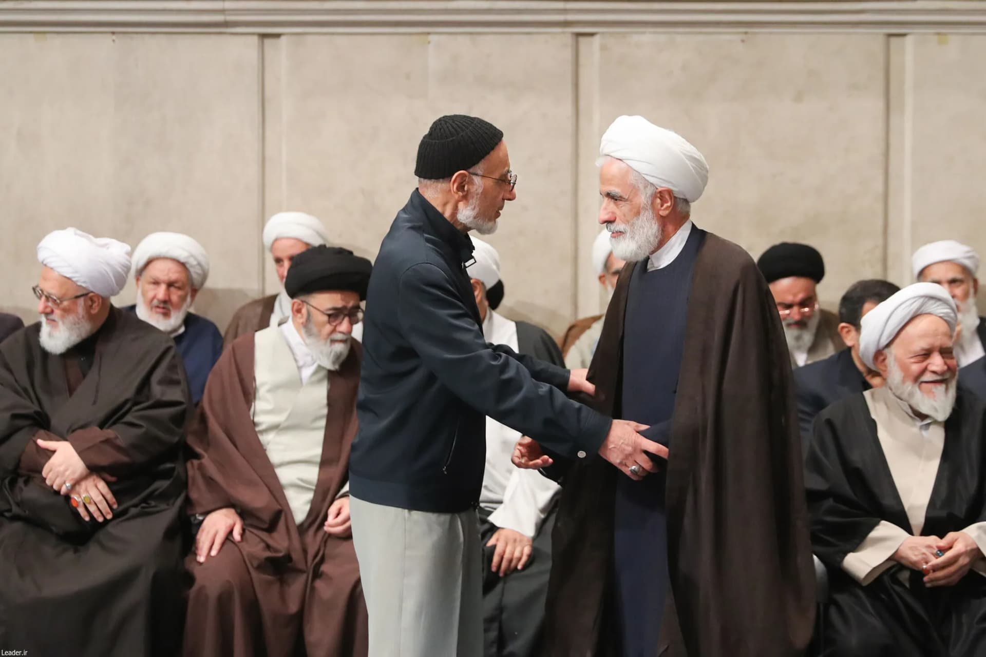 دیدار رمضانی کارگزارن نظام با رهبر انقلاب +تصاویر — تصویر 15