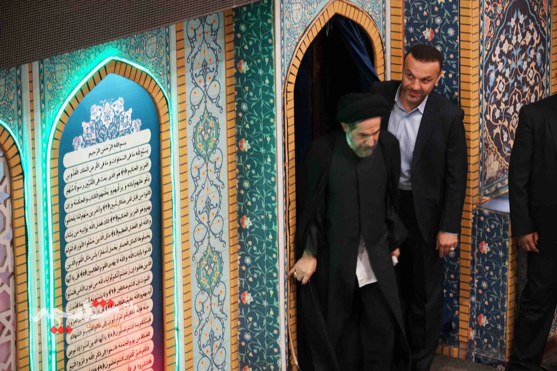 نماز جمعه این هفته تهران به امامت ابوترابی‌فرد برگزار شد +تصاویر — تصویر 47