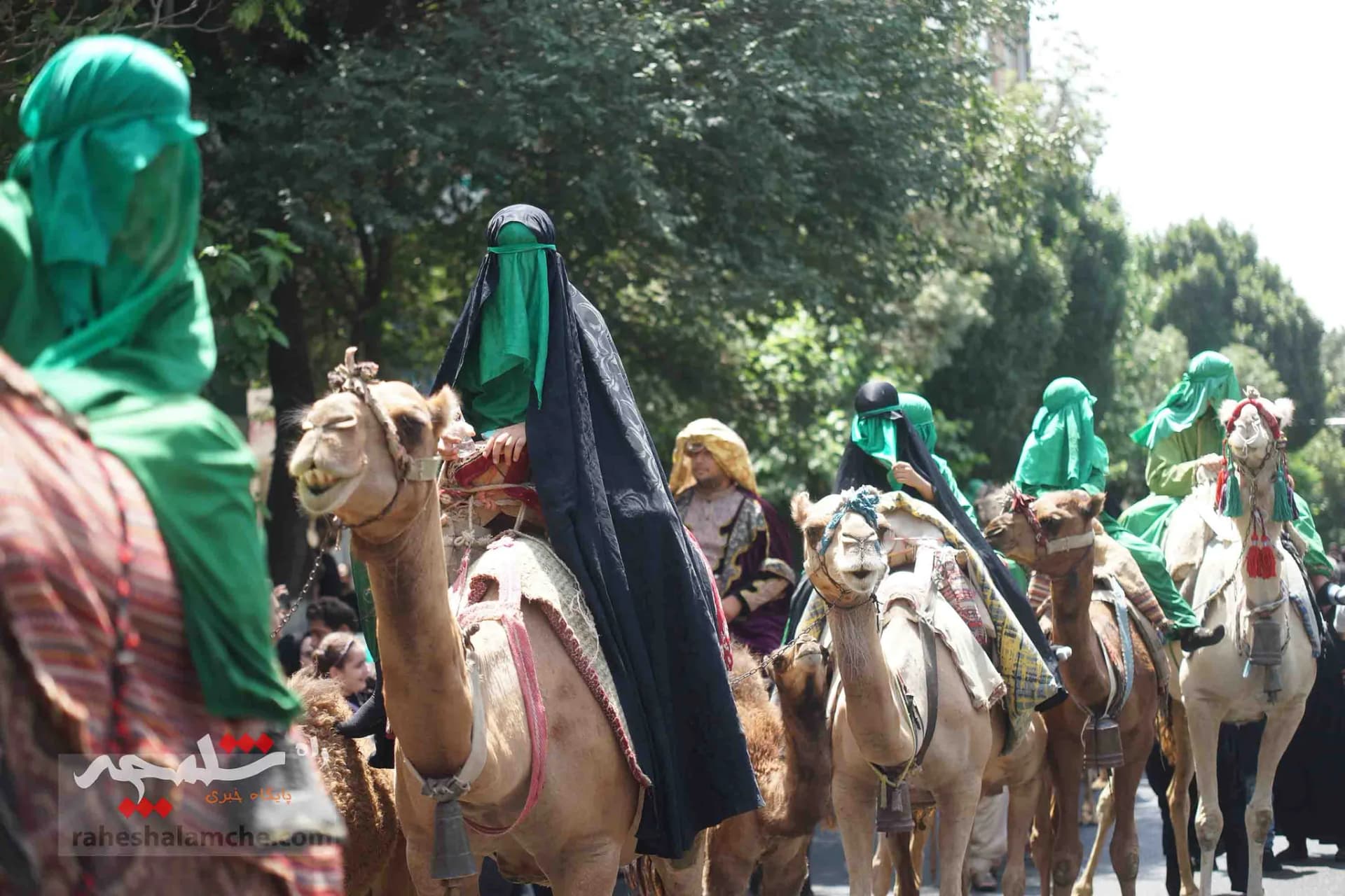 عزاداری خاص در تهران +تصاویر — تصویر 15