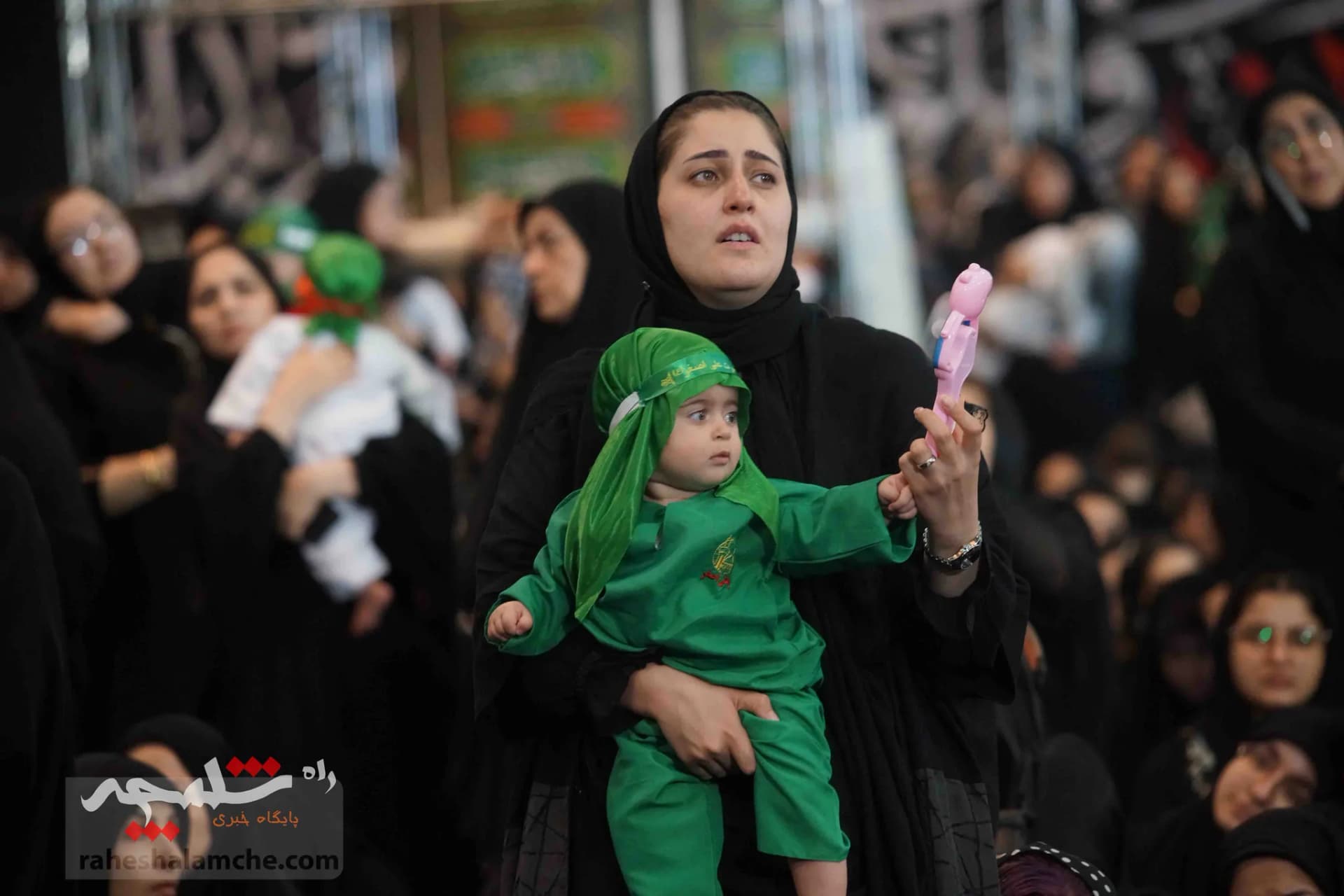 اجتماع بزرگ شیرخوارگان حسینی به یاد کودکان غزه + تصاویر — تصویر 31