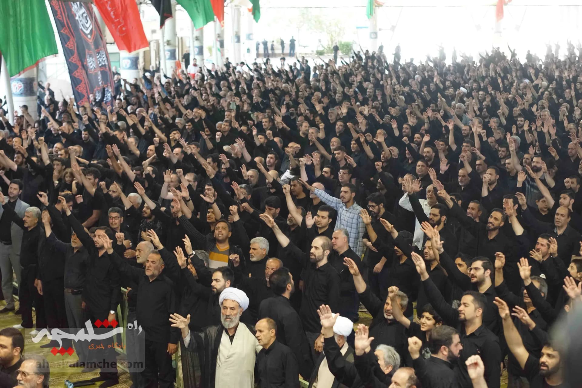 نمازجمعه عاشورایی این هفته تهران +تصاویر — تصویر 33