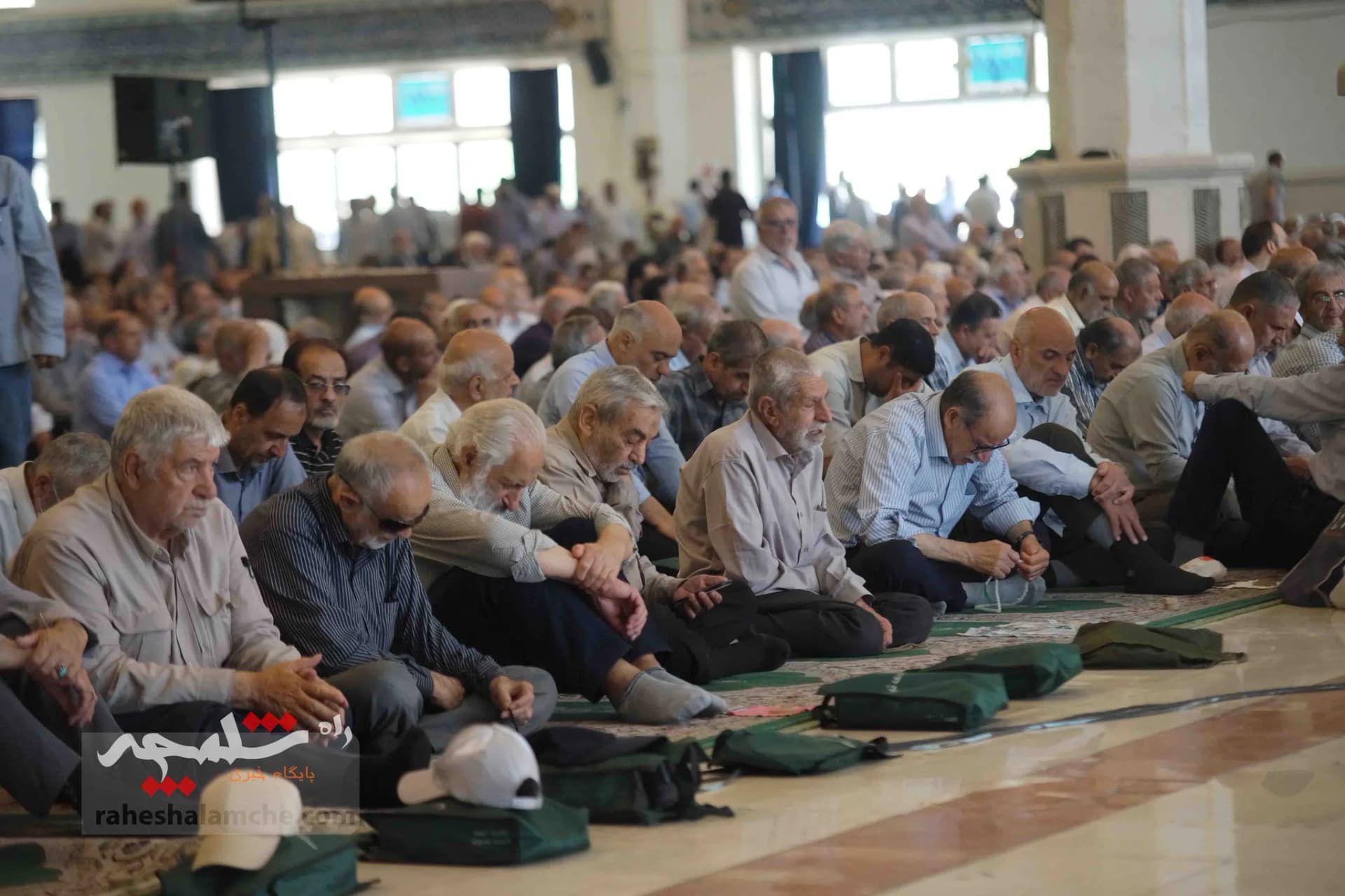نماز جمعه این هفته تهران برگزار شد +تصاویر — تصویر 25