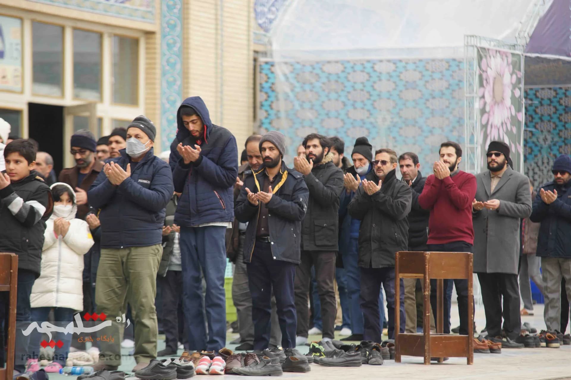 حضور پررنگ جوانان و نوجوانان در نماز جمعه تهران +تصاویر — تصویر 56