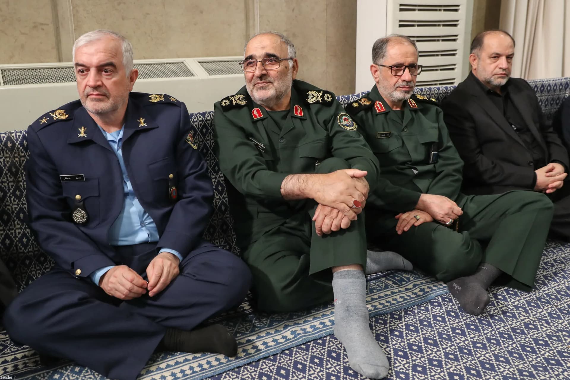 دیدار رمضانی کارگزارن نظام با رهبر انقلاب +تصاویر — تصویر 2