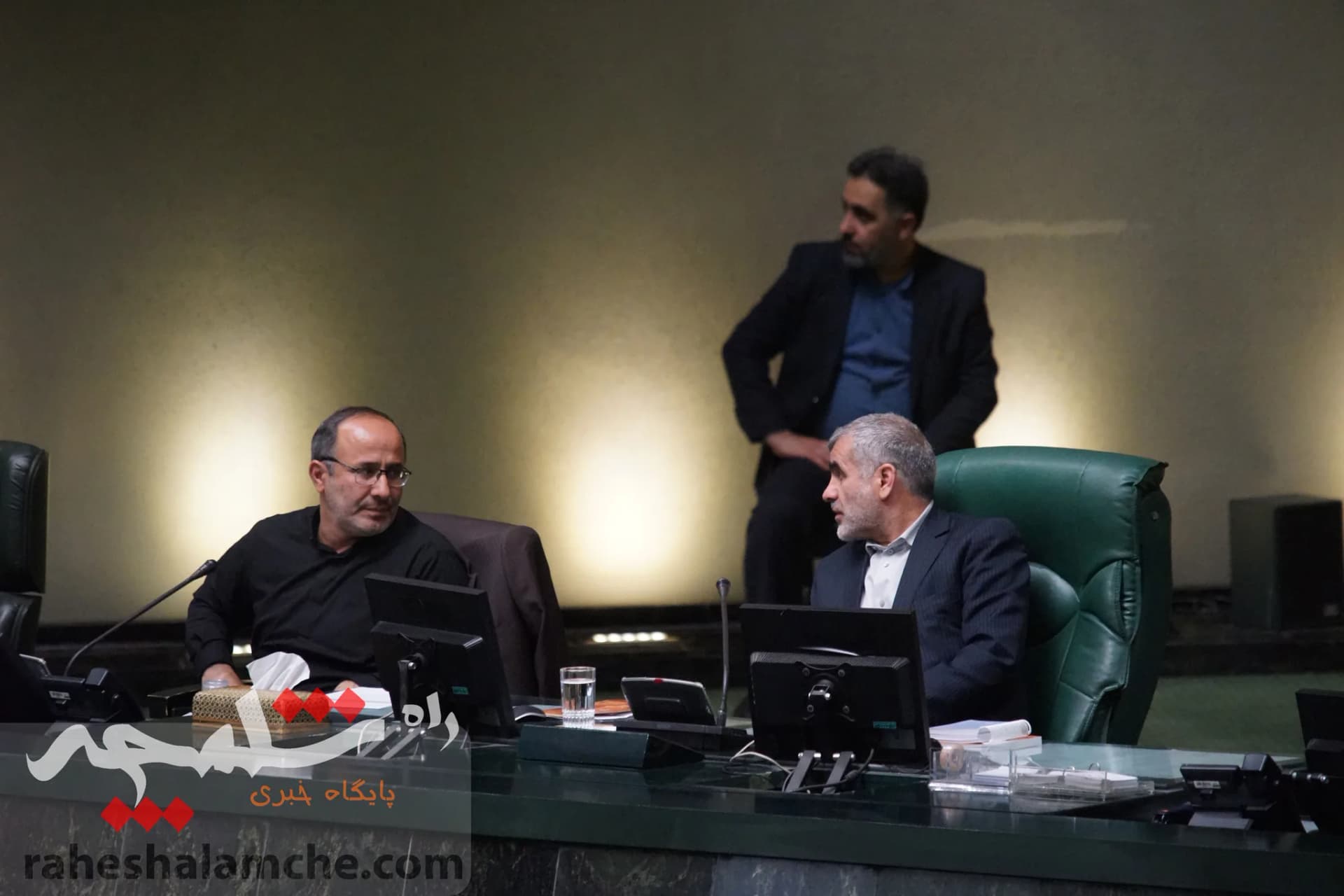 روز یکشنبه صحن علنی مجلس چه گذشت؟ +تصاویر — تصویر 42