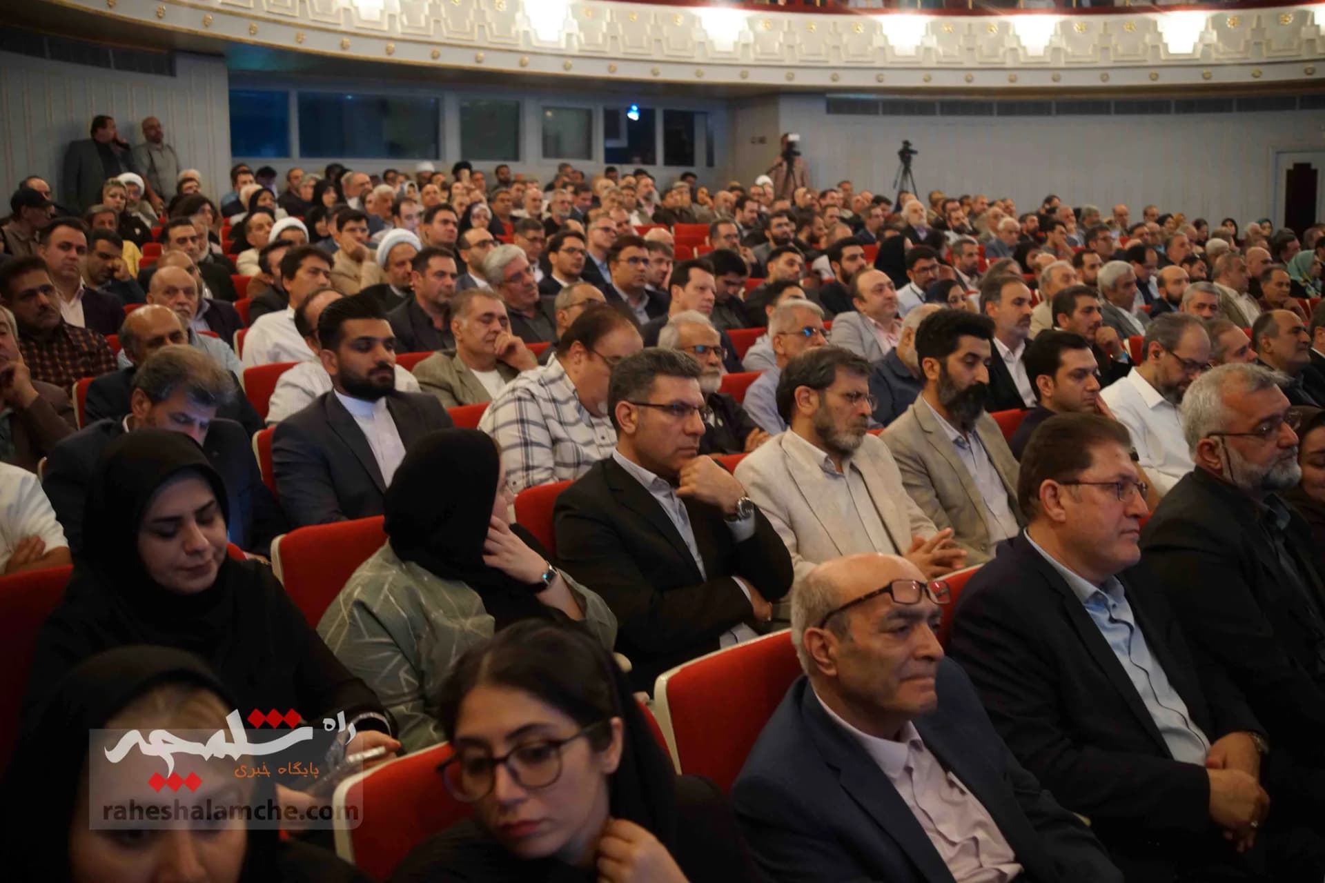 تصاویر حاشیه‌های مراسم تودیع و معارفه وزیر فرهنگ و ارشاد اسلامی — تصویر 55
