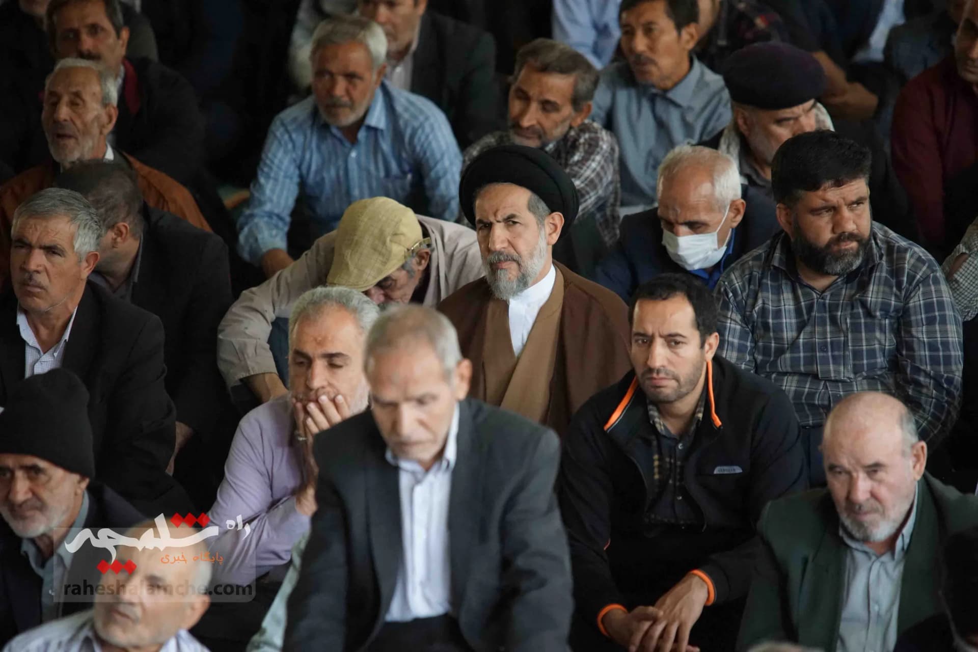 نمازجمعه 5 آبان تهران برگزار شد +تصاویر — تصویر 46