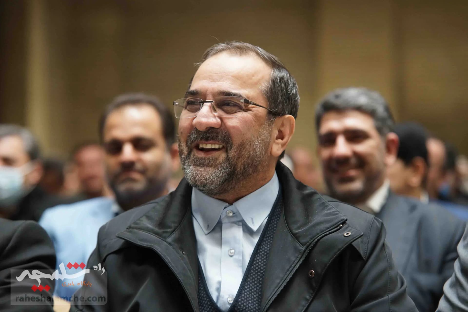 چه کسانی در مجلس ترحیم پدر مدیرعامل شرکت دخانیات کشور حضور داشتند؟ +تصاویر — تصویر 65