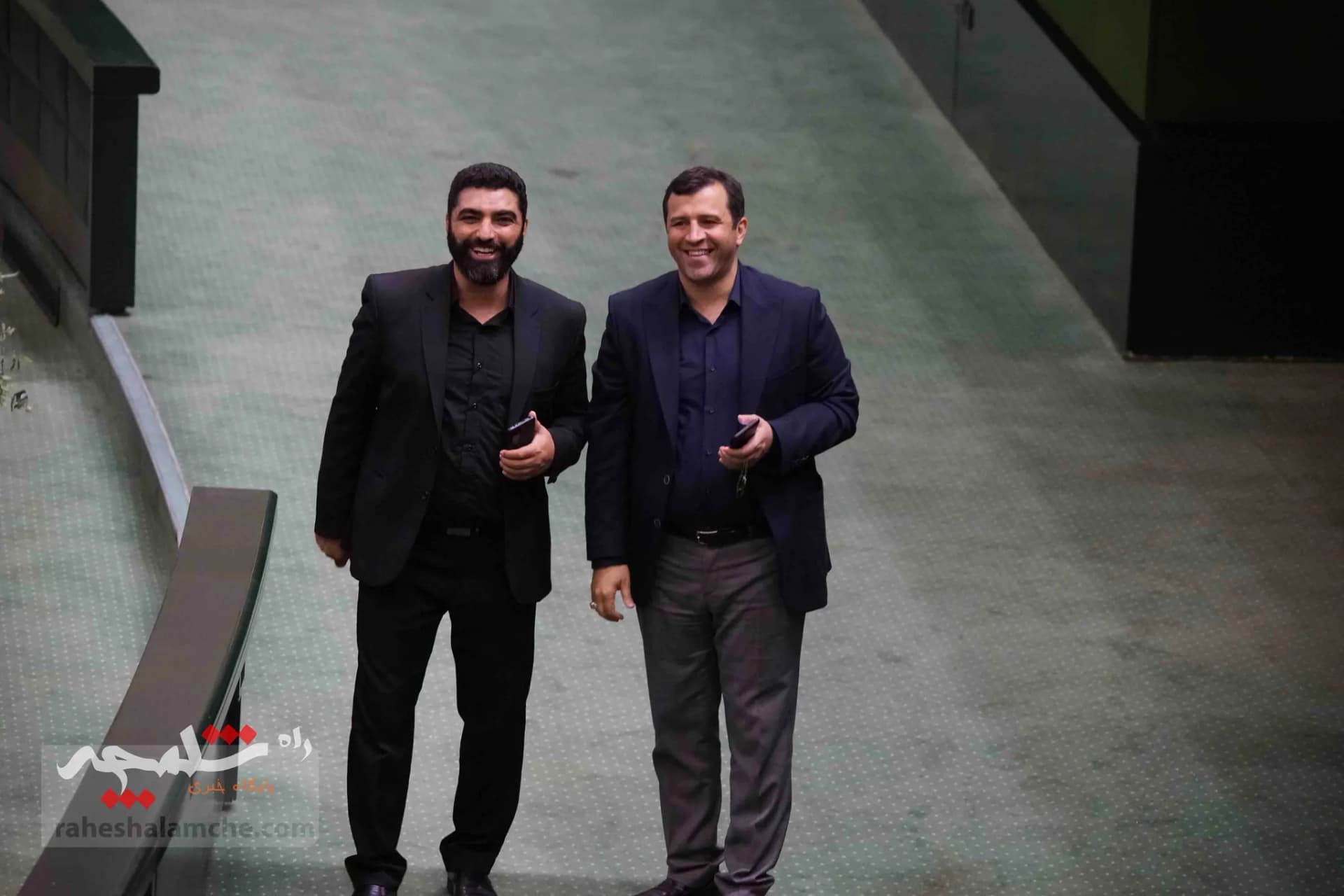 حاشیه متفاوت امروز مجلس شورای اسلامی با خبرنگاران +تصاویر — تصویر 26