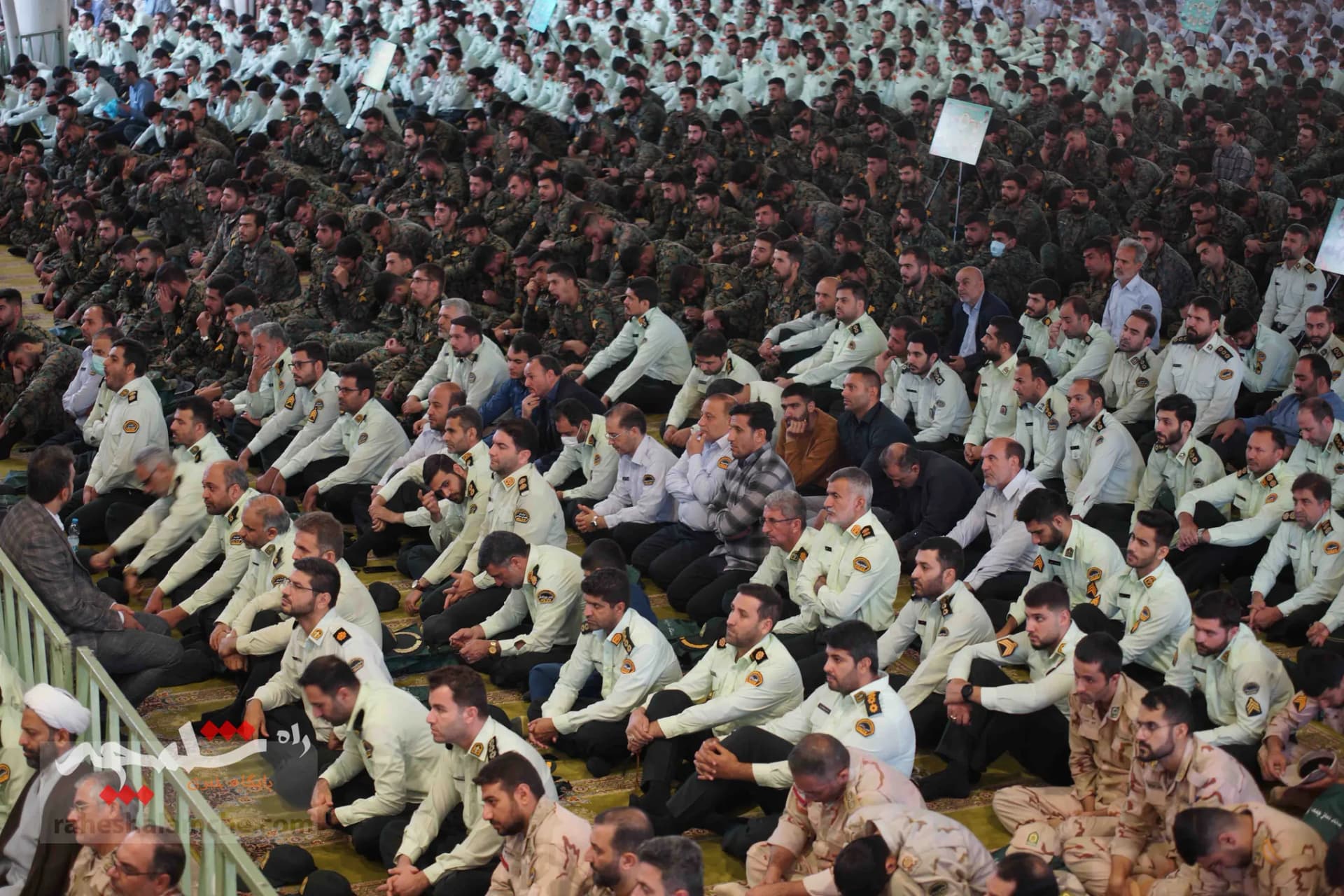 گزارش تصویری نمازجمعه تهران در هفته نیروی انتظامی — تصویر 46