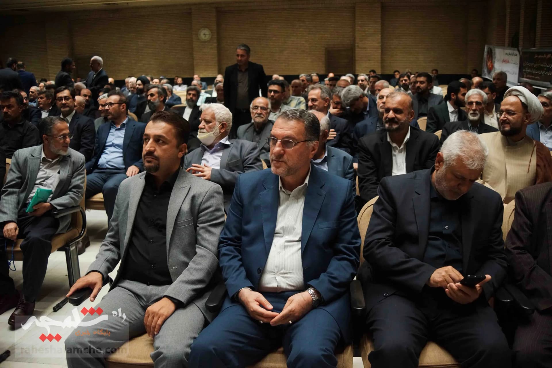 مراسم ختم مادر همسر منوچهر متکی چه خبر بود؟ +تصاویر کامل — تصویر 100