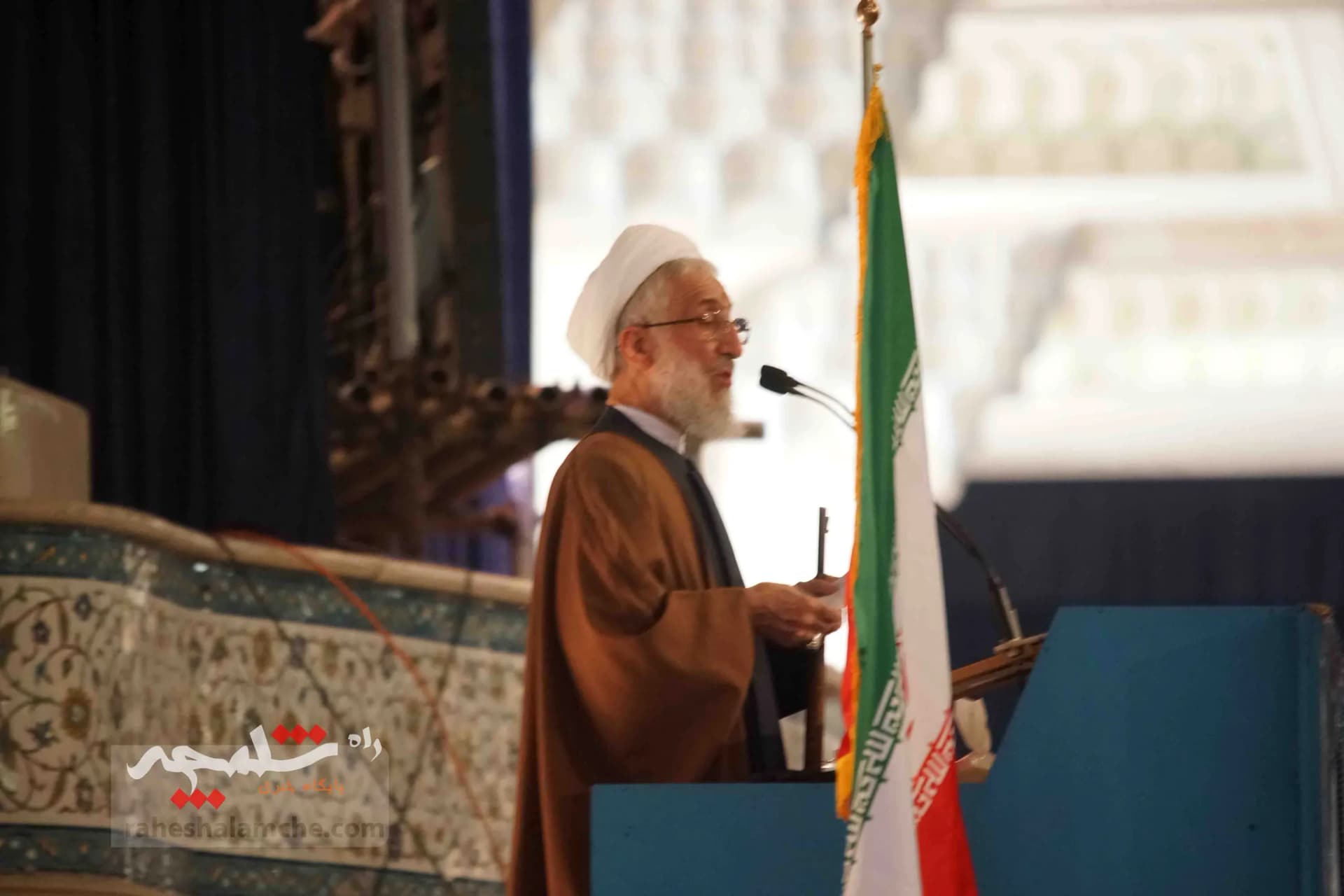 تصاویر نماز جمعه تهران در اولین روز زمستان 1402 — تصویر 30