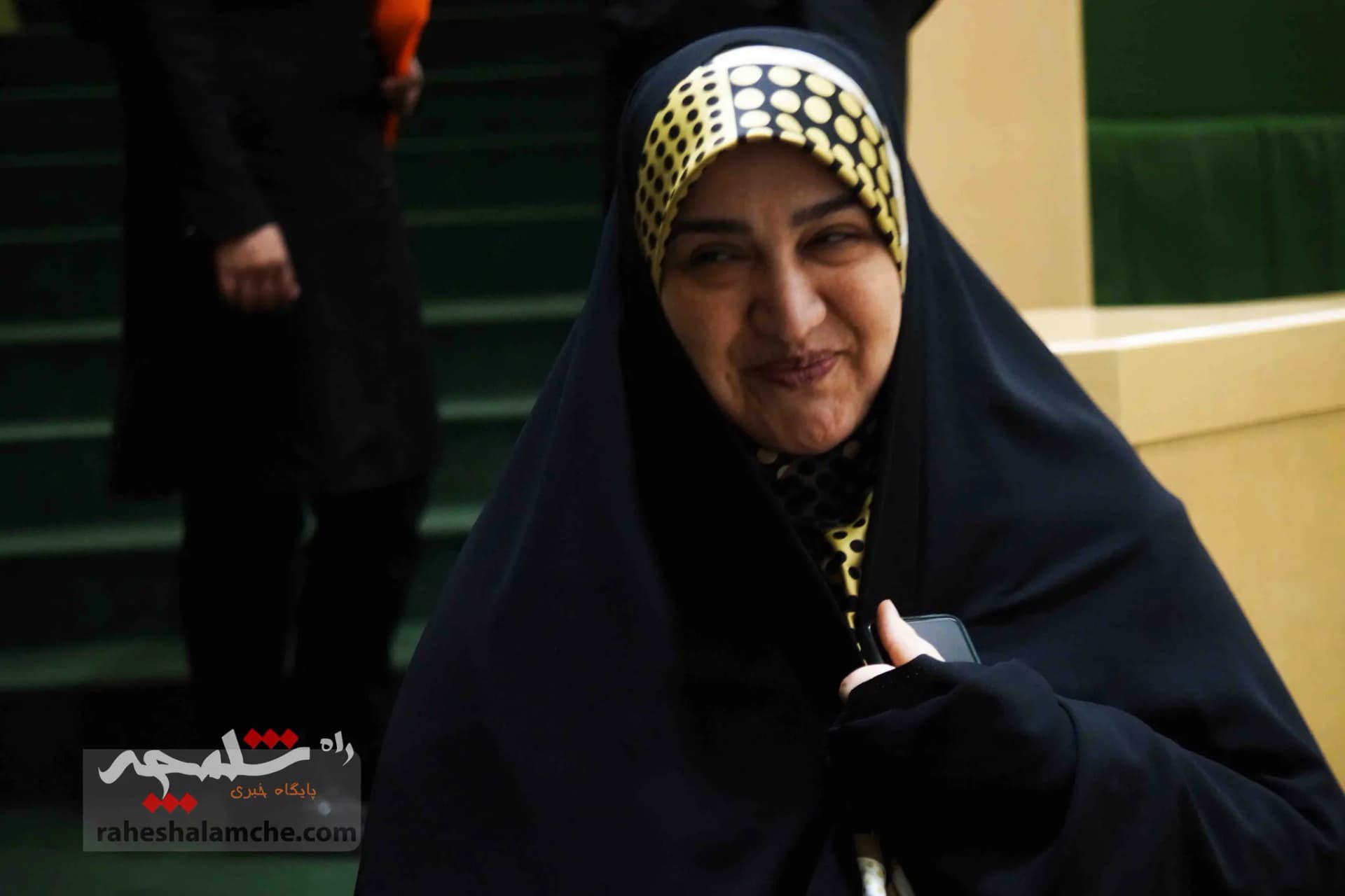 حاشیه‌های آخرین جلسه علنی مجلس در سال 402 +تصاویر — تصویر 79