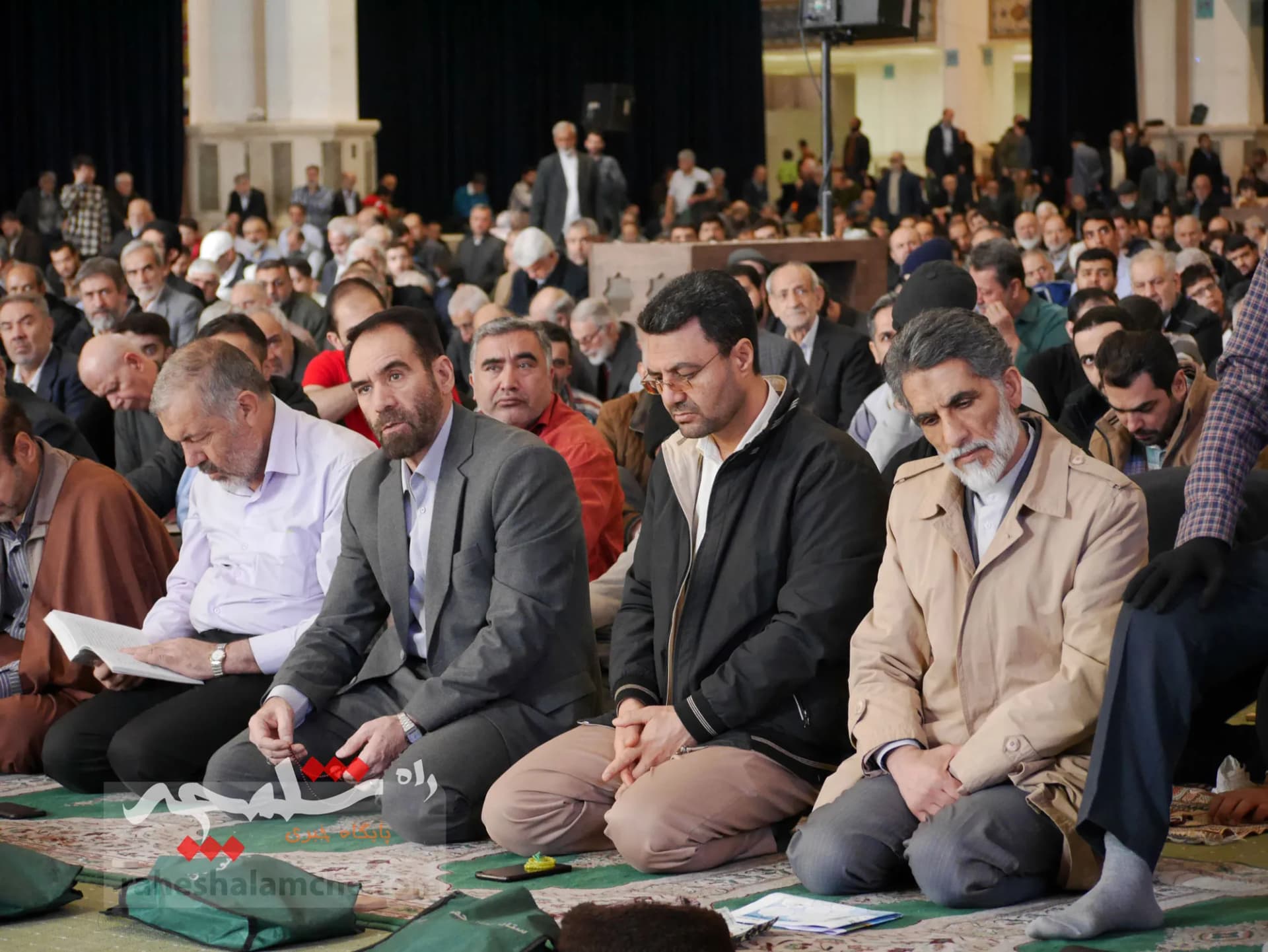 اولین نماز جمعه تهران در ماه مبارک رمضان برگزار شد +تصاویر — تصویر 47