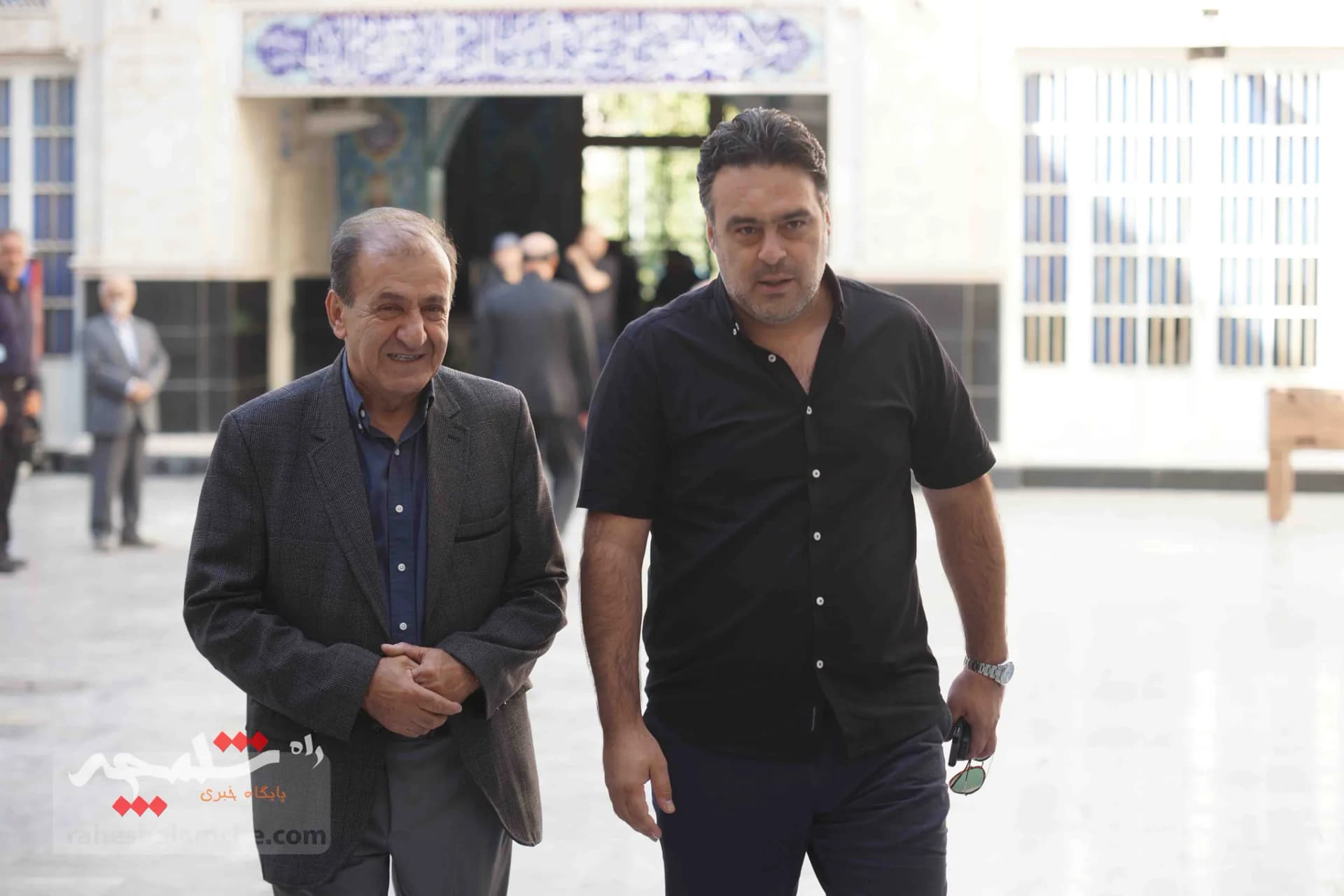 چه کسانی در مراسم ختم «سارا طاووسی» حضور داشتند؟ +تصاویر — تصویر 79