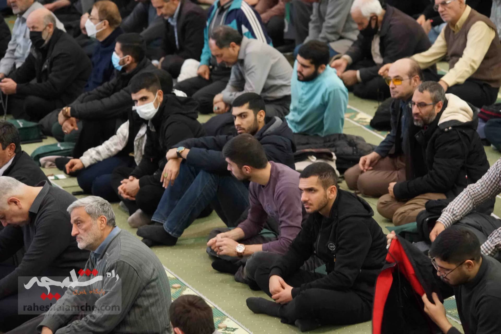 حضور پررنگ جوانان و نوجوانان در نماز جمعه تهران +تصاویر — تصویر 41