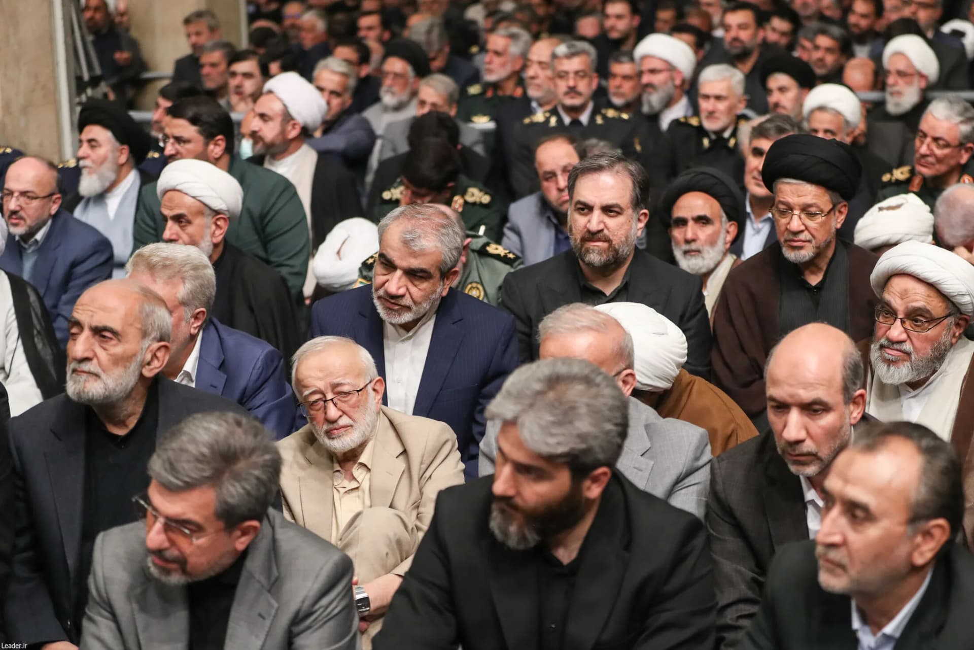 دیدار رمضانی کارگزارن نظام با رهبر انقلاب +تصاویر — تصویر 17