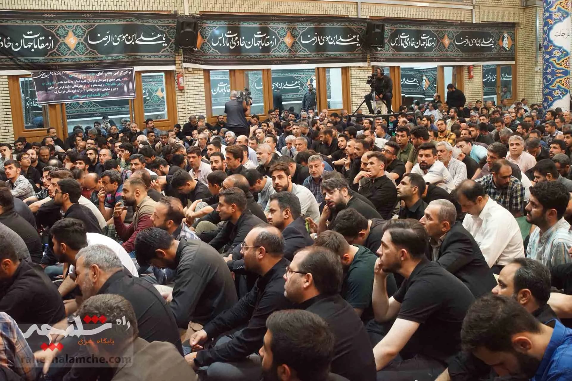 چه کسانی در مراسم گرامی‌داشت شهدای خدمت در مسجد ارک حضور داشتند؟ +تصاویر — تصویر 57