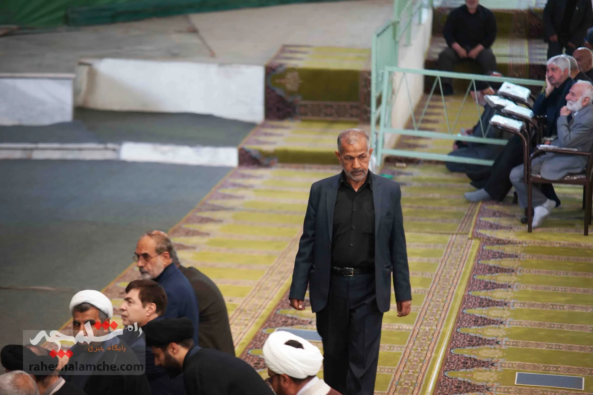 نماز جمعه این هفته تهران برگزار شد +تصاویر — تصویر 6
