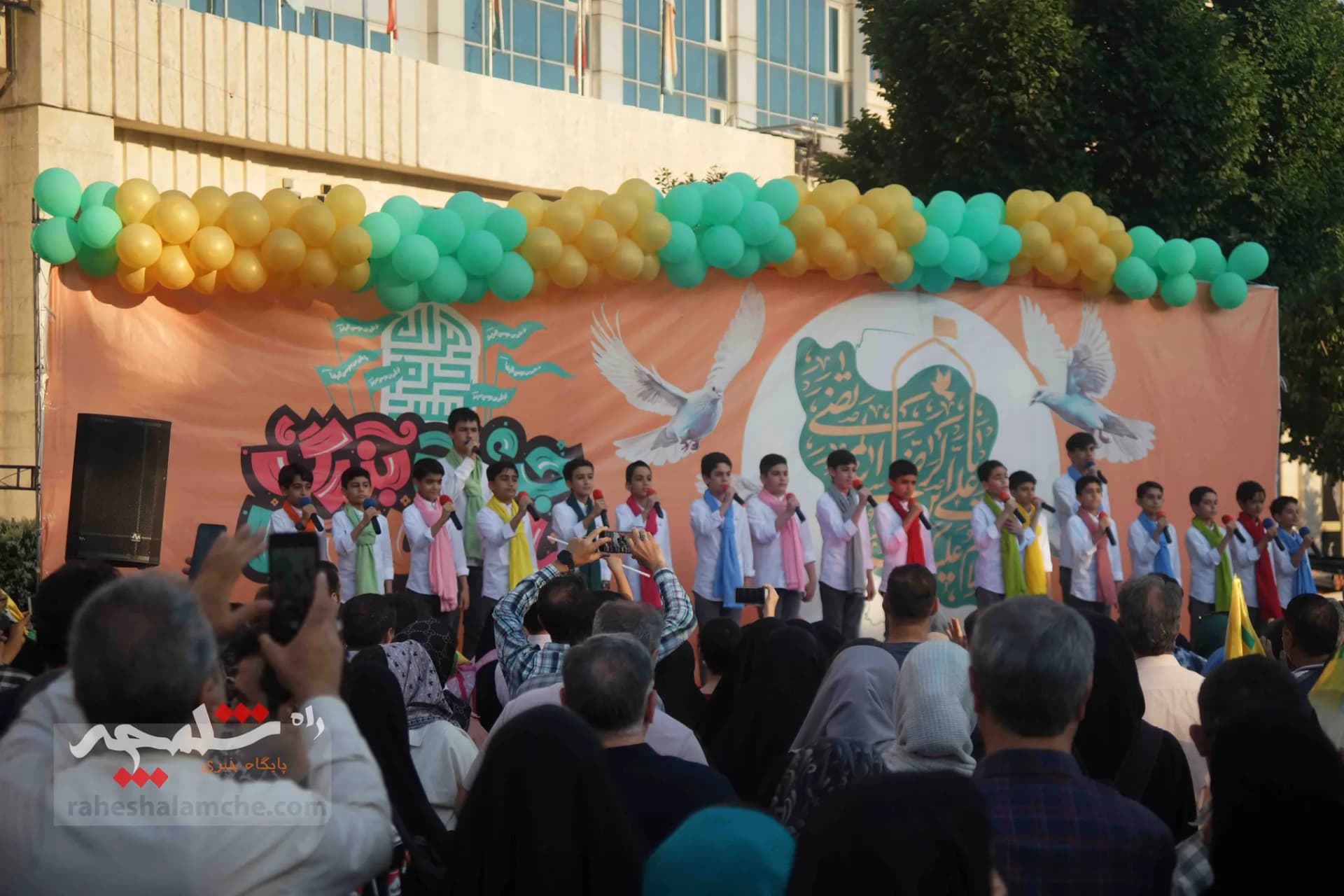 جشن بزرگ امام رضایی‌ها در «تهران» +تصاویر — تصویر 18