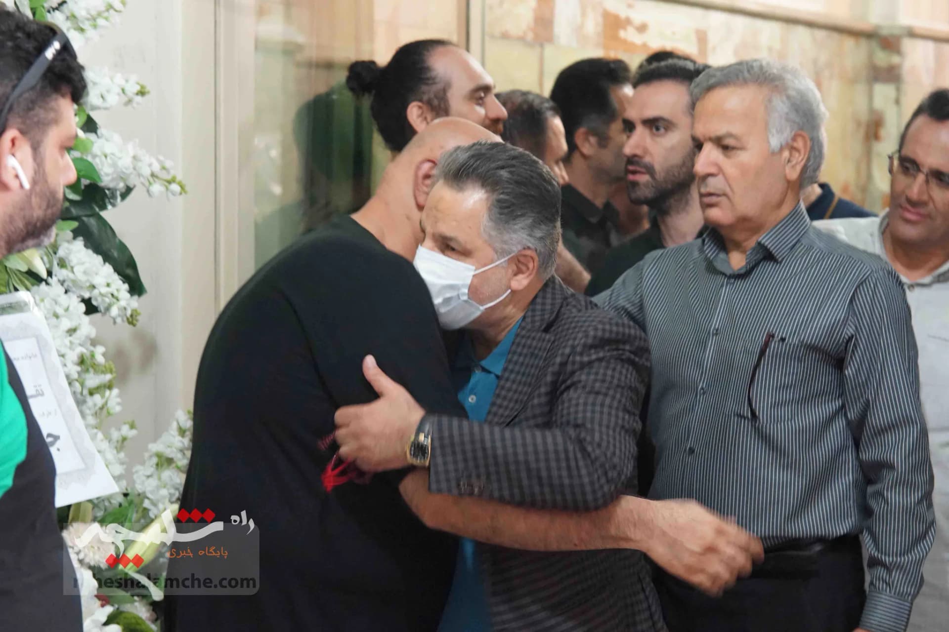 مراسم ختم «خسرو امیرصادقی» برگزار شد +تصاویر — تصویر 75