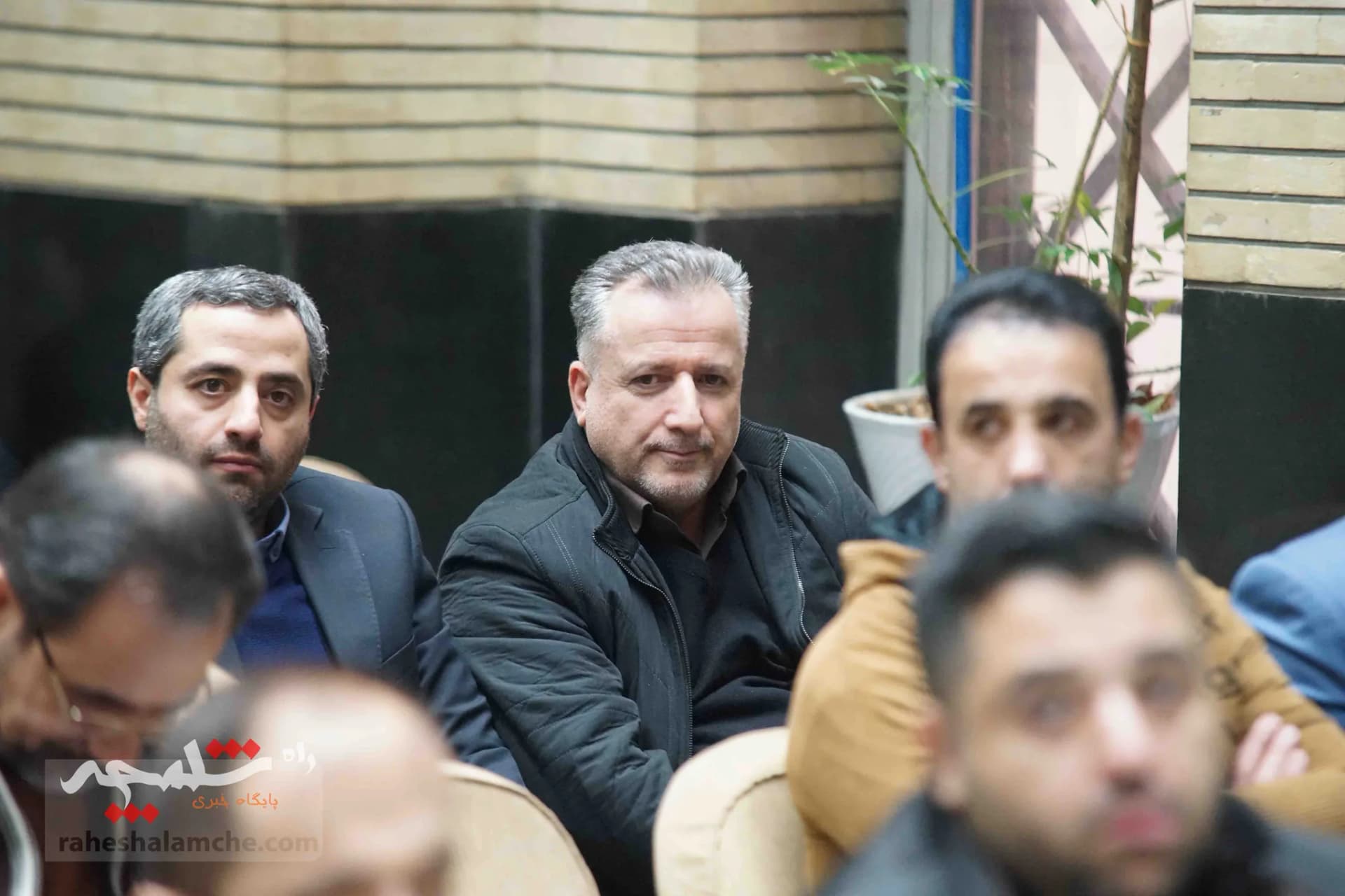 چه کسانی در مجلس ترحیم پدر مدیرعامل شرکت دخانیات کشور حضور داشتند؟ +تصاویر — تصویر 31