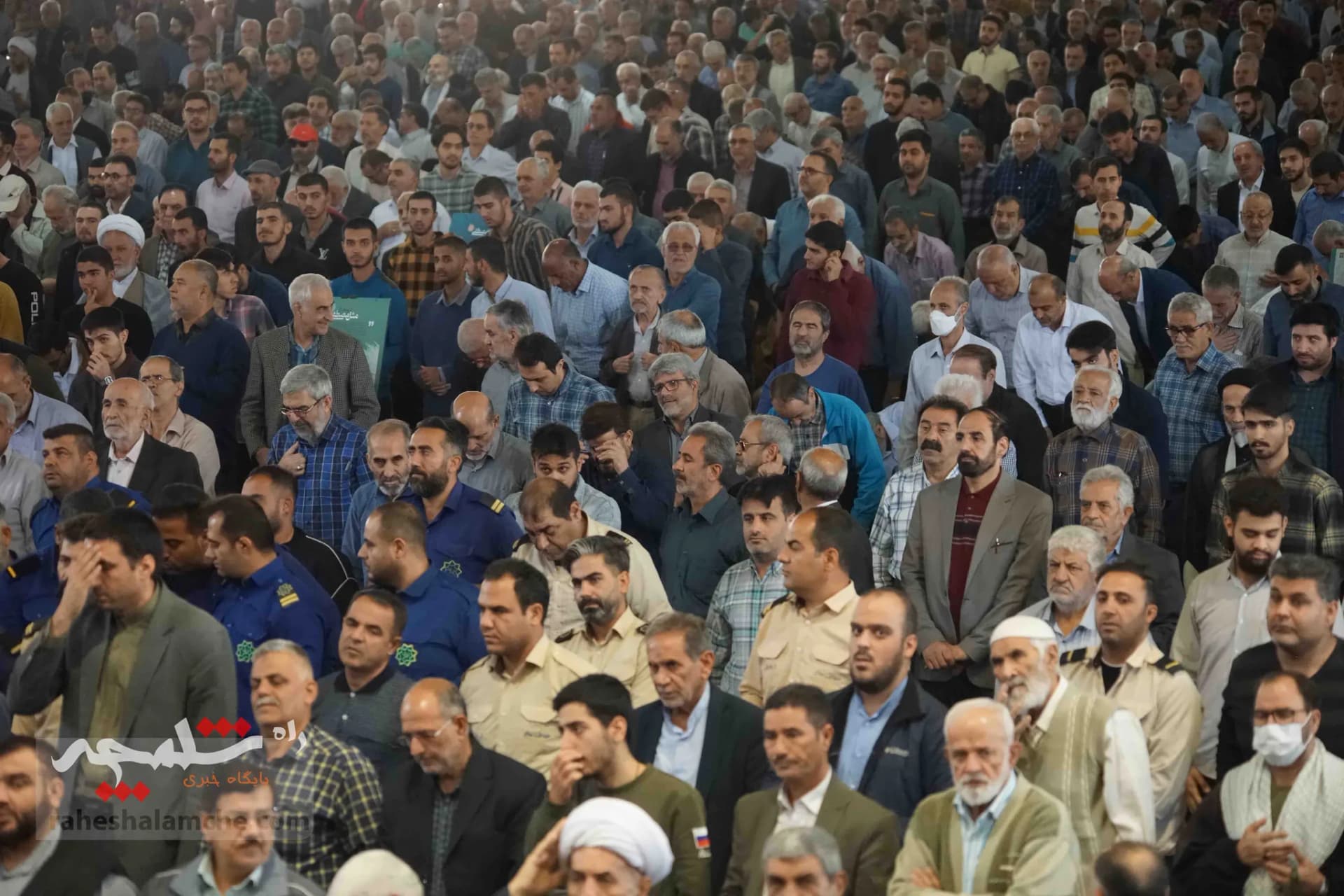 نمازجمعه 5 آبان تهران برگزار شد +تصاویر — تصویر 34