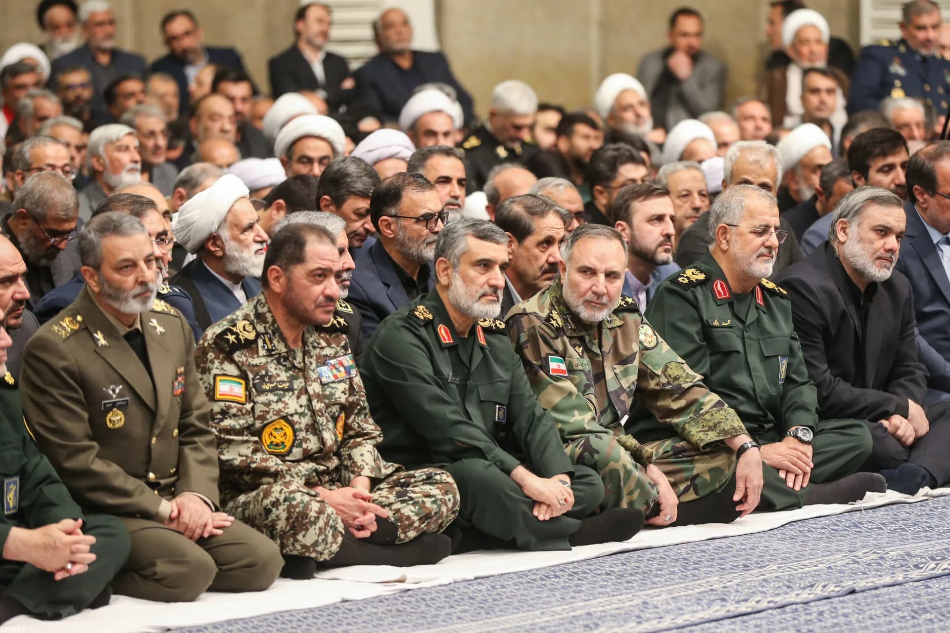 دیدار رمضانی کارگزارن نظام با رهبر انقلاب +تصاویر — تصویر 55