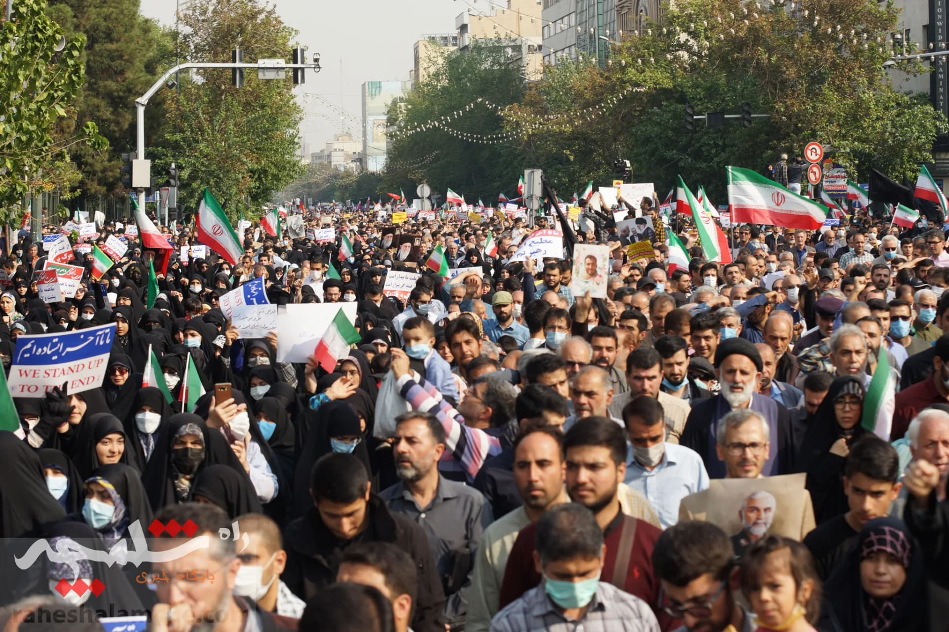 راهپیمایی عظیم تهرانیها با شعار؛ «سپاه انقلابی، انتقام انتقام» +تصاویر — تصویر 39