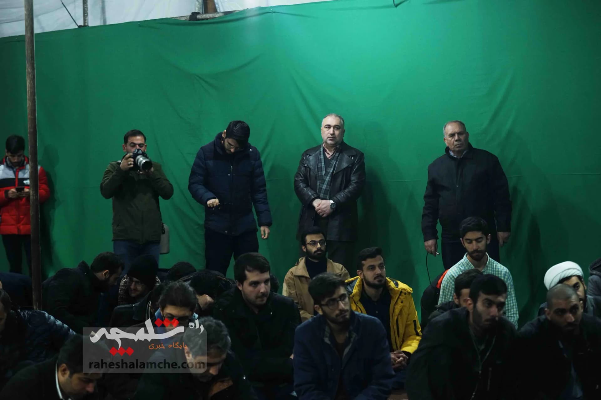 نشست صمیمی طحان‌نظیف با دانشجویان دانشگاه صنعتی شریف +تصاویر — تصویر 17