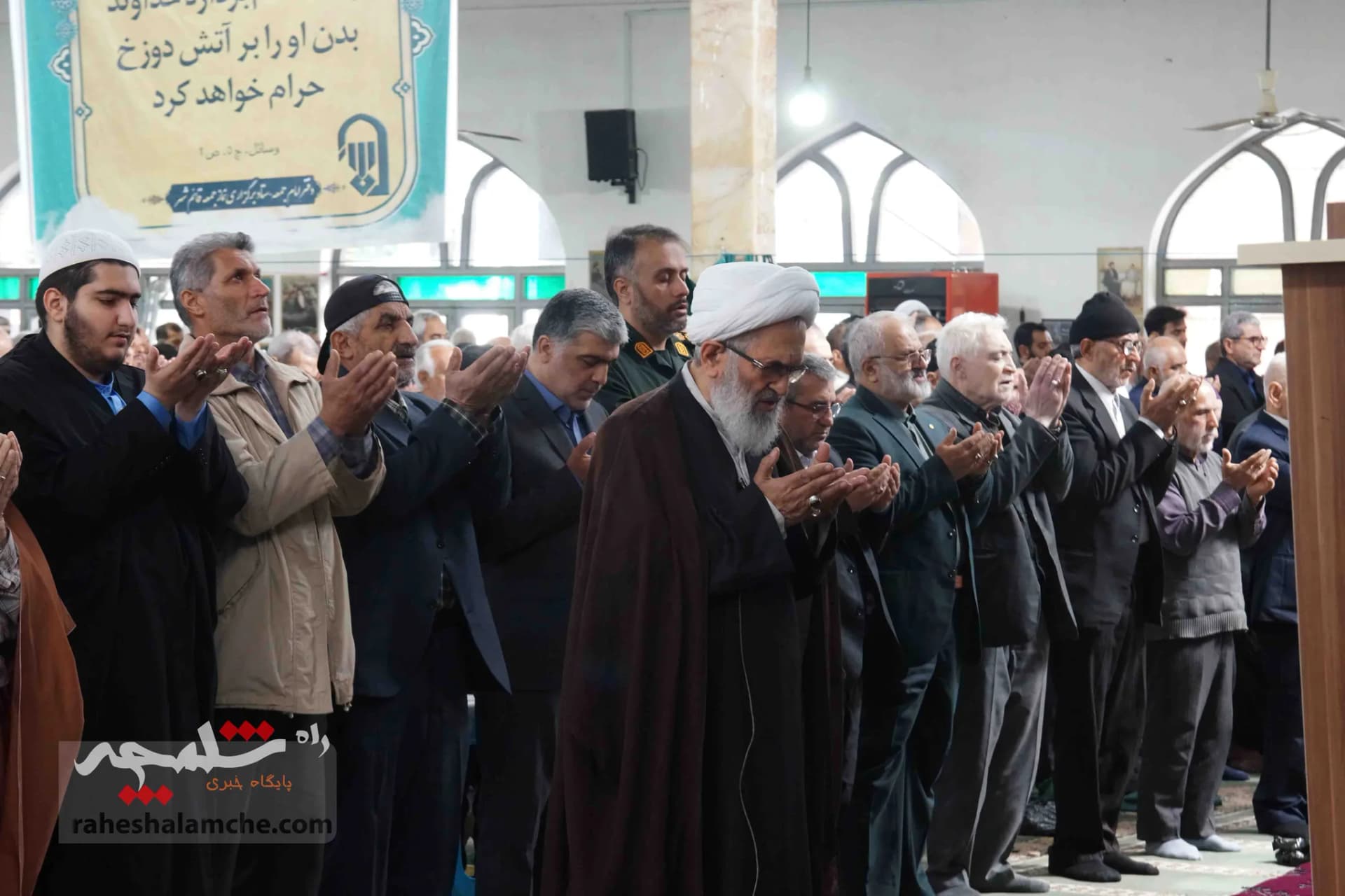 نماز جمعه این هفته قائمشهر برگزار شد +تصاویر — تصویر 37