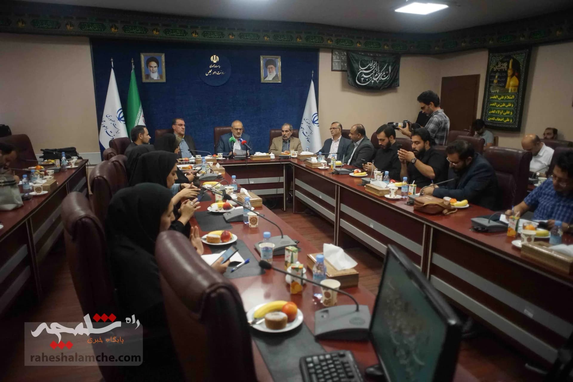 مراسم دیدار و تجلیل سیدمحمد حسینی از خبرنگاران +تصاویر — تصویر 43