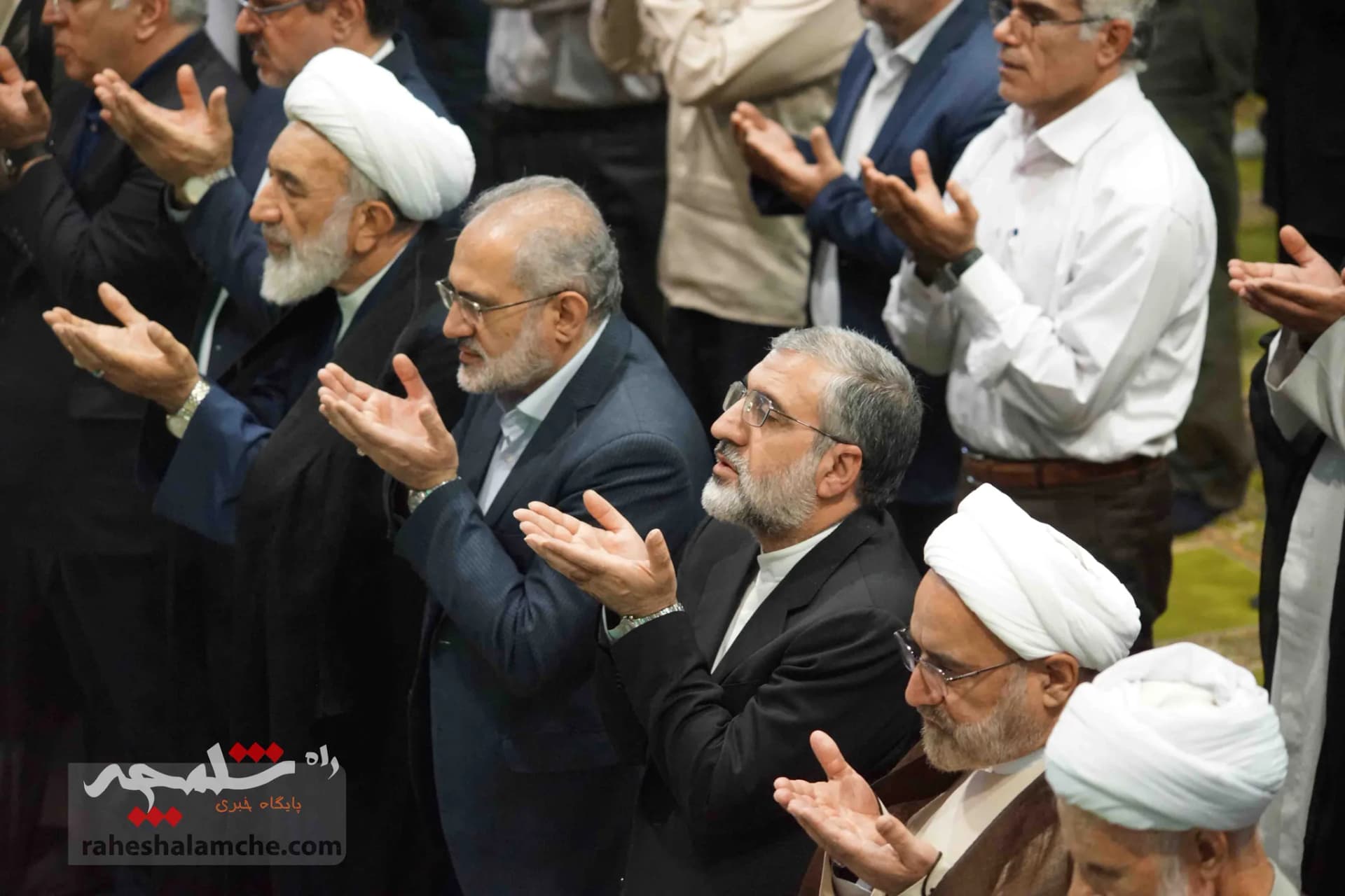 حاشیه‌های تصویری نماز جمعه این هفته پایتخت — تصویر 60