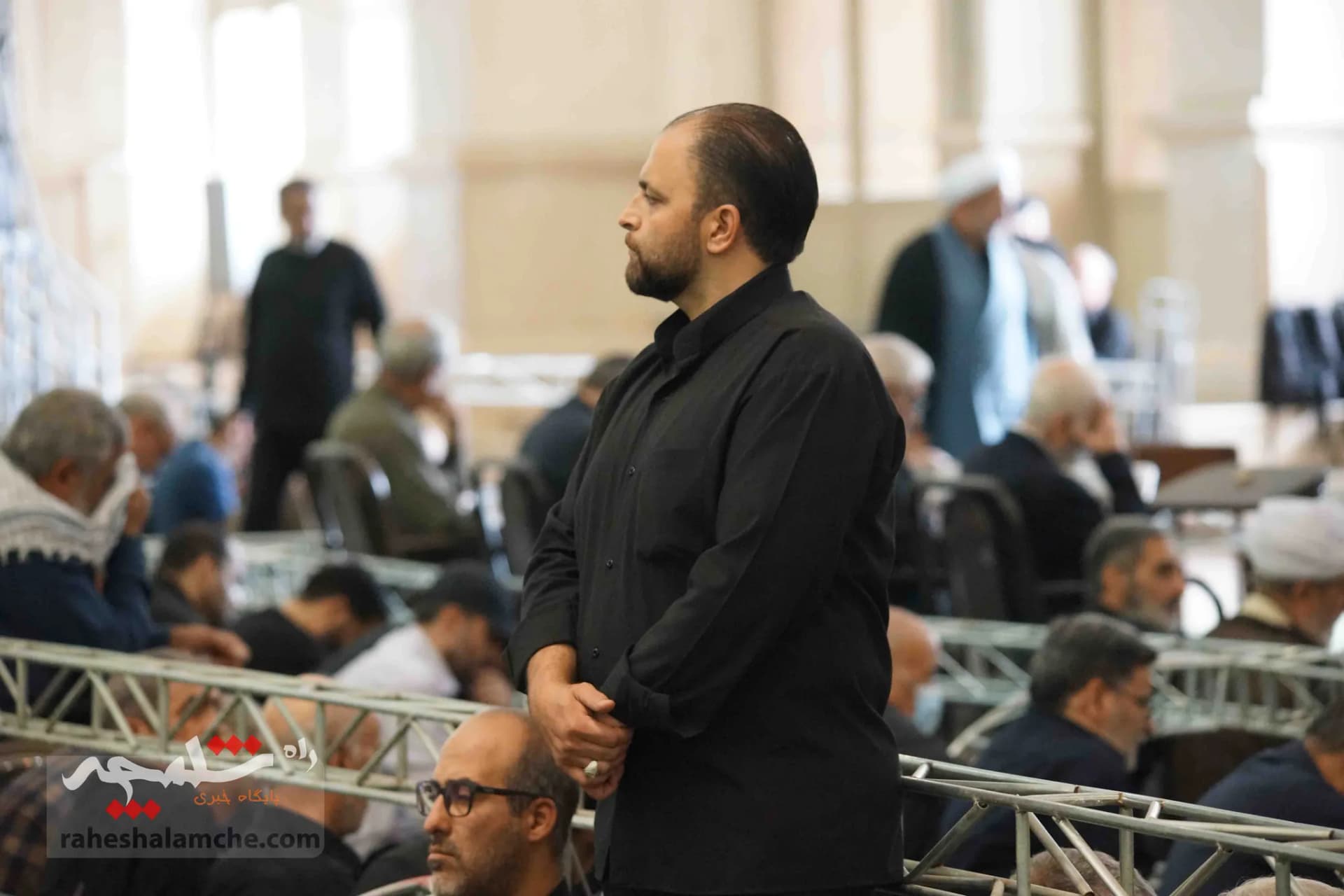 نمازجمعه این هفته تهران برگزار شد +تصاویر — تصویر 25