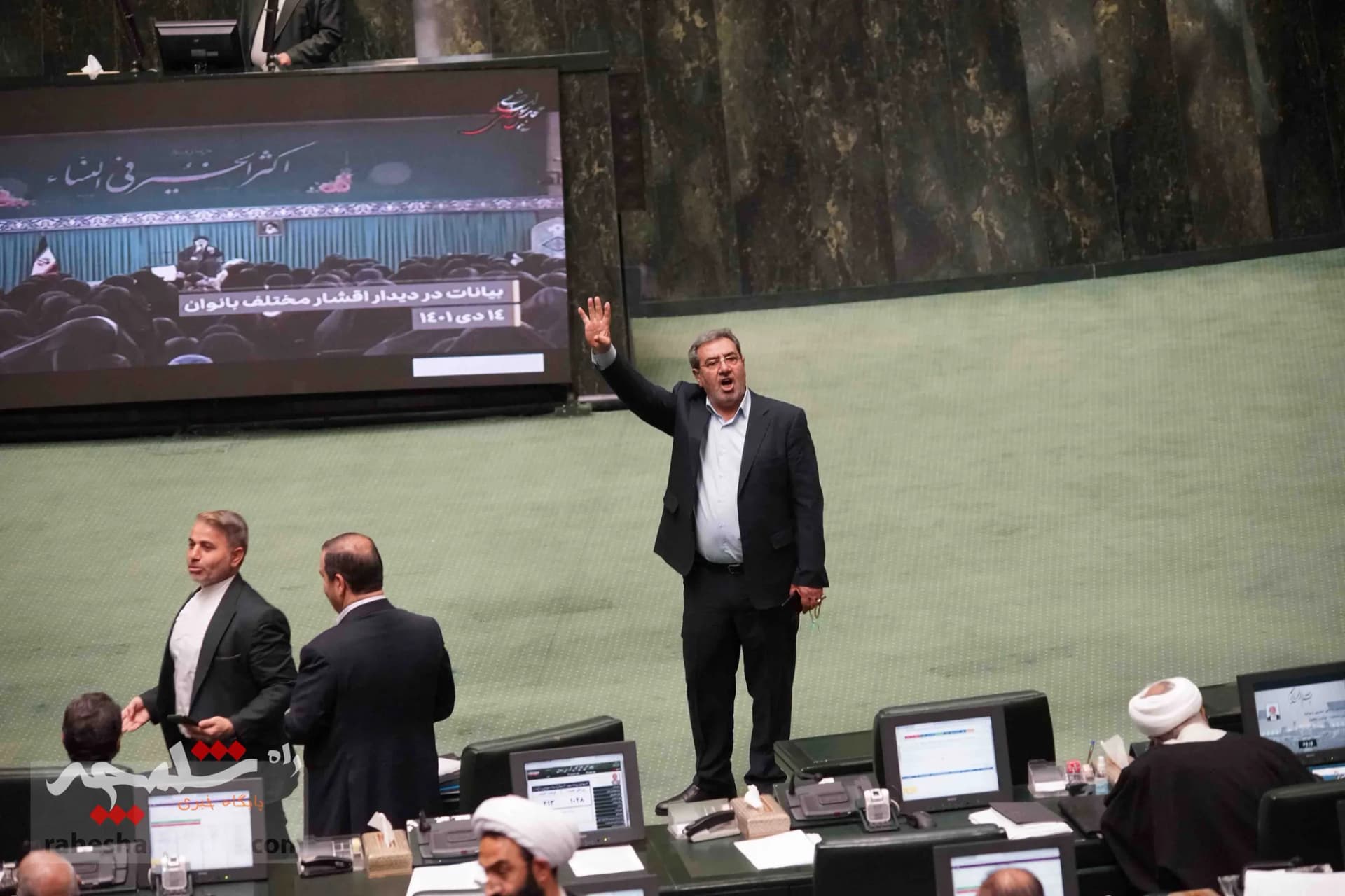 گام بزرگ امروز مجلس برای دفاع از حقوق زنان +تصاویر — تصویر 49