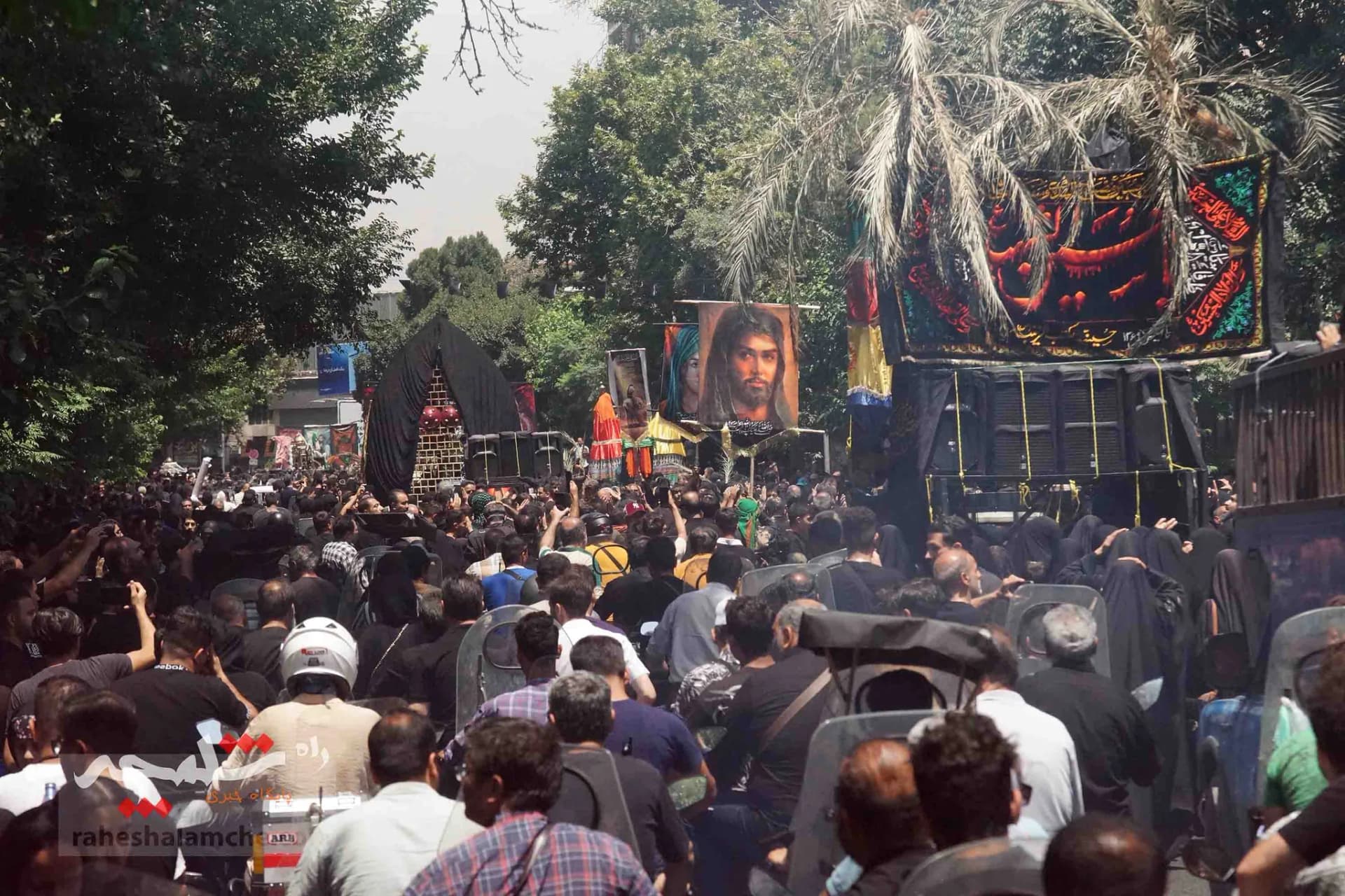 عزاداری خاص در تهران +تصاویر — تصویر 54