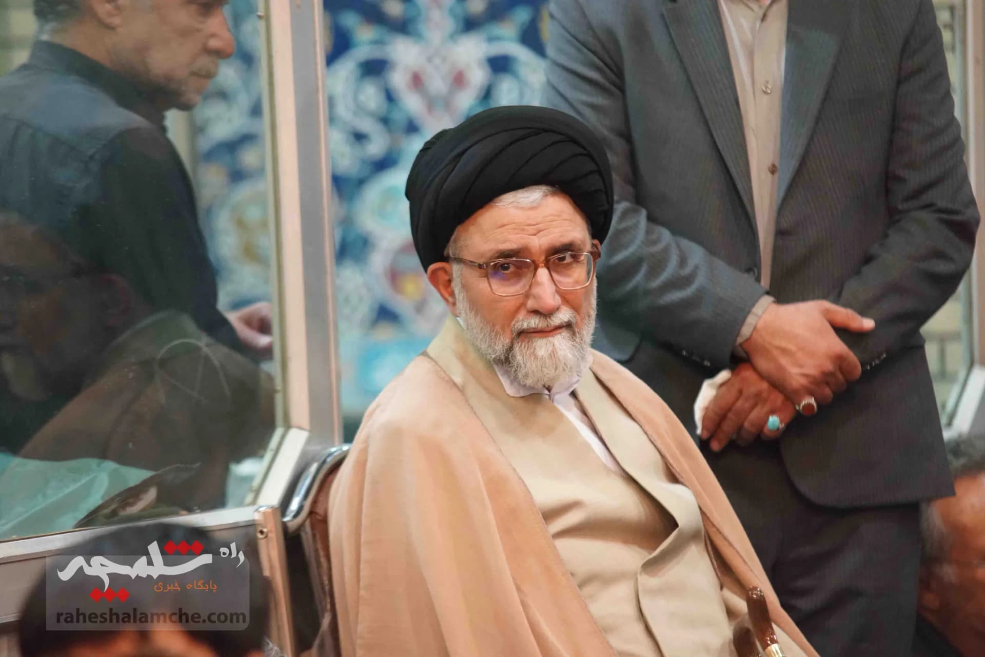 چه کسانی در مراسم گرامی‌داشت شهدای خدمت در مسجد ارک حضور داشتند؟ +تصاویر — تصویر 43
