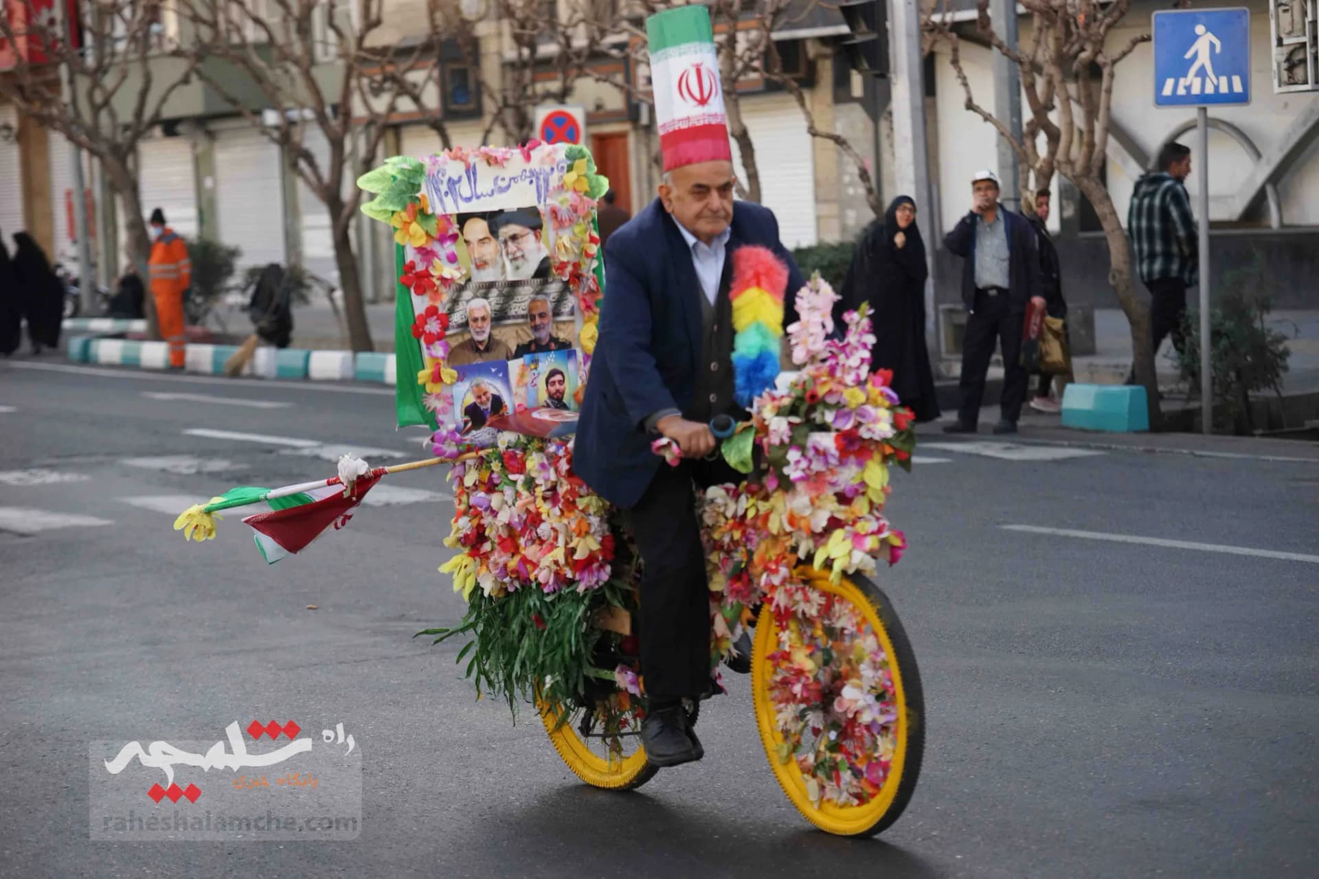 حضور بی‌نظیر مردم ایران در راهپیمایی 22 بهمن 1402 از دریچه دوربین راه شلمچه — تصویر 26