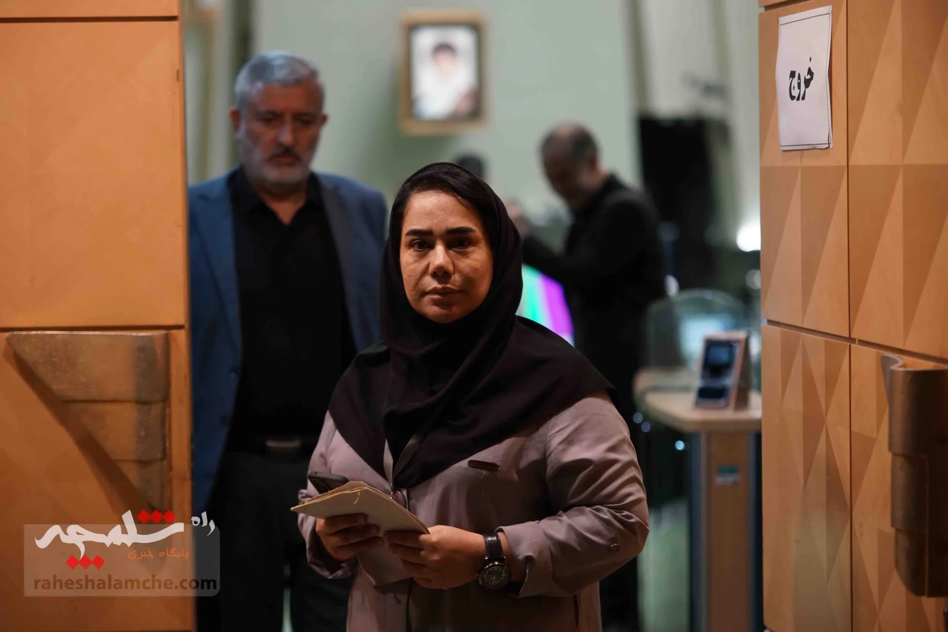 «روز خبرنگار» در مجلس چه گذشت؟ +تصاویر — تصویر 75