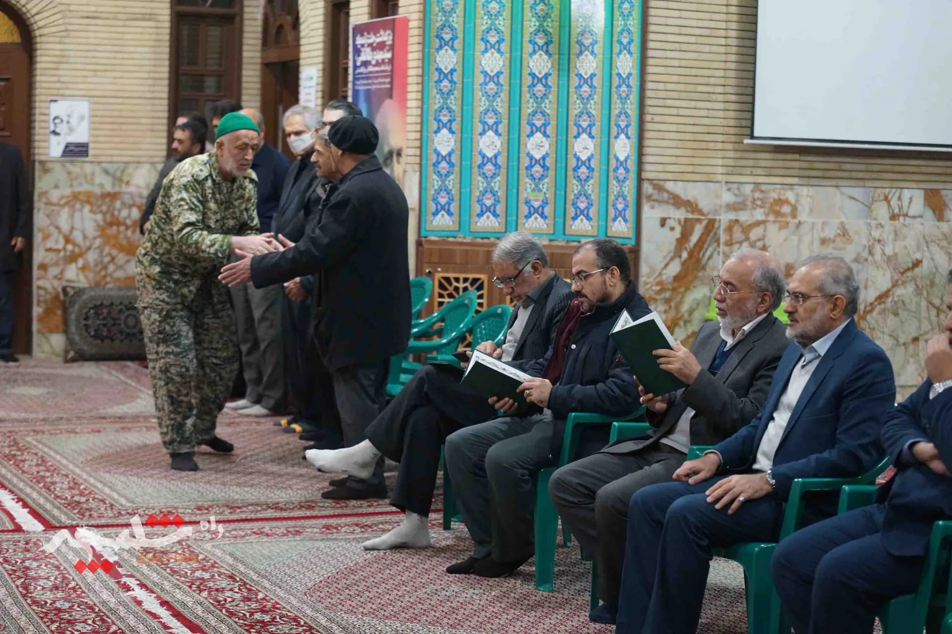 چه کسانی در مراسم ختم مرحوم سیدمهدی طالقانی حضور داشتند؟ +تصاویر — تصویر 2