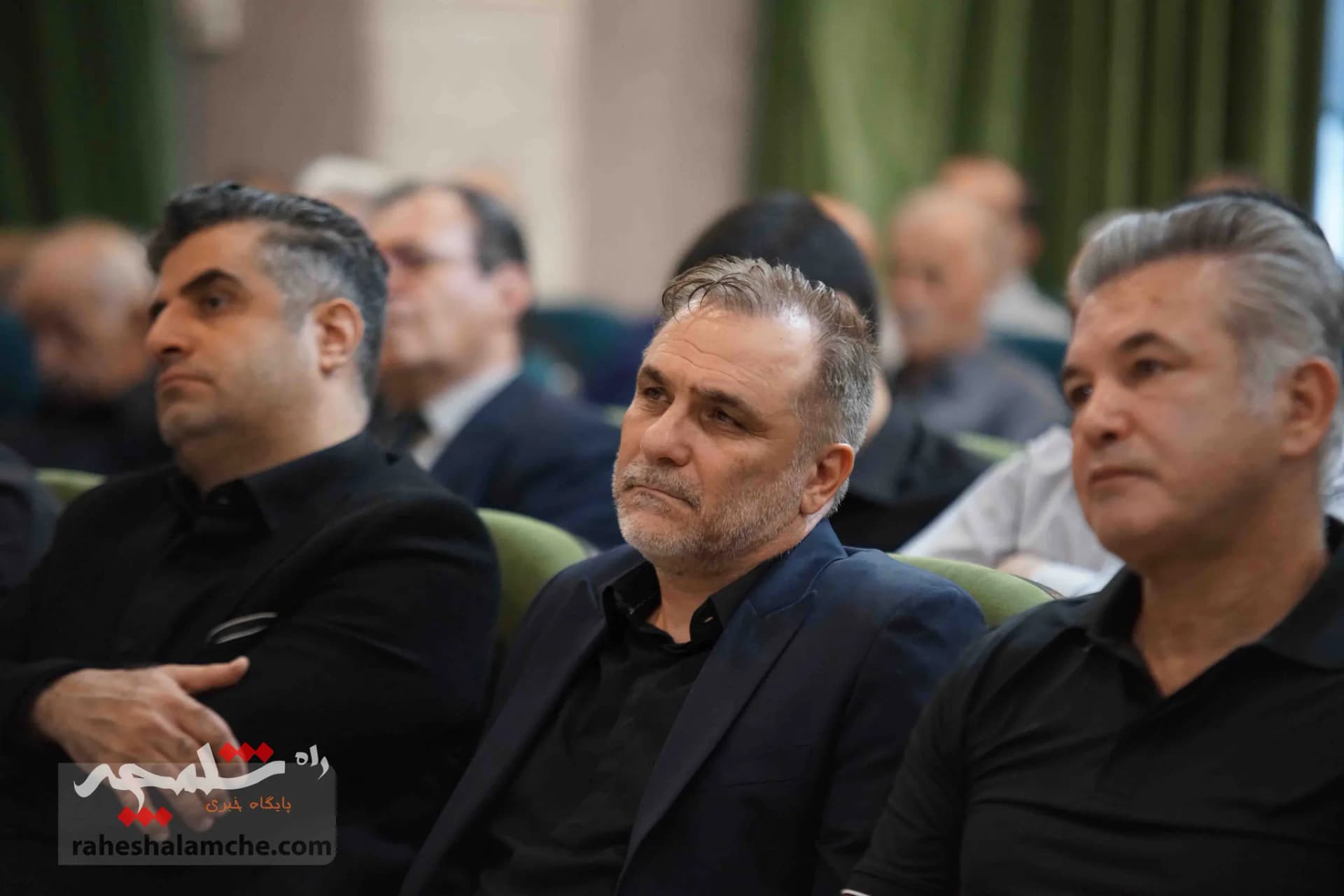 چه کسانی در مراسم ختم «سارا طاووسی» حضور داشتند؟ +تصاویر — تصویر 47