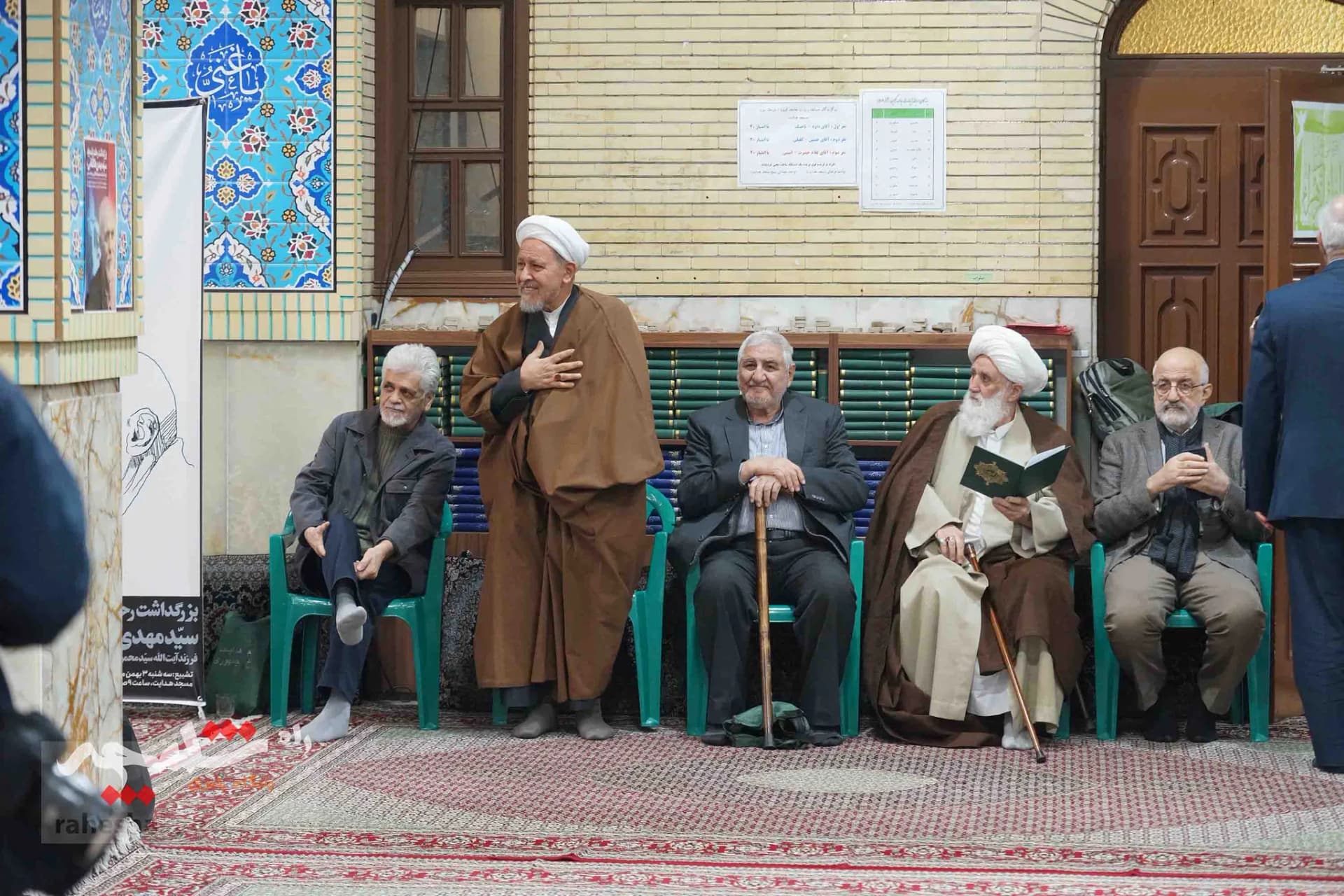 چه کسانی در مراسم ختم مرحوم سیدمهدی طالقانی حضور داشتند؟ +تصاویر — تصویر 17
