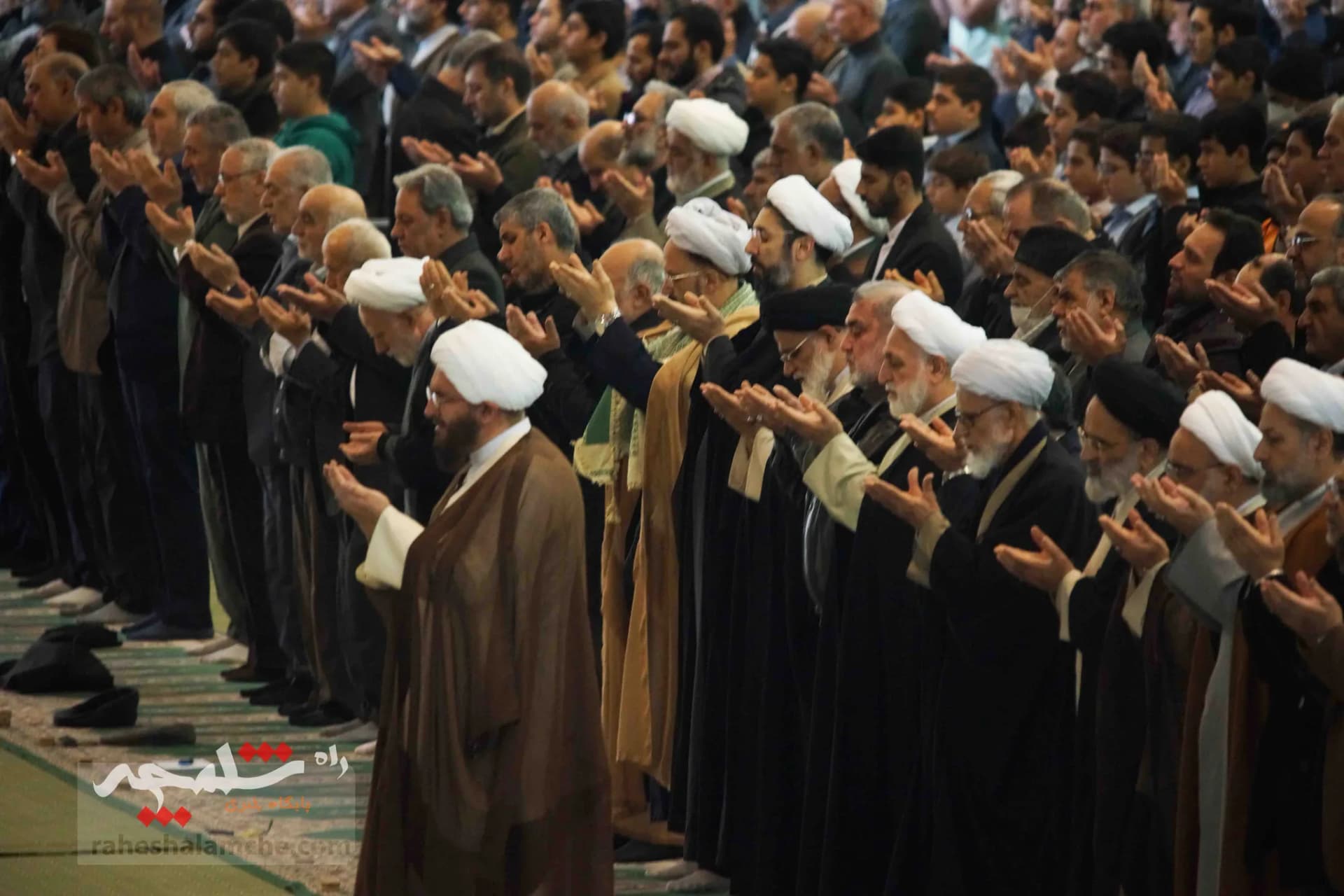 نمازجمعه این هفته تهران برگزار شد +تصاویر — تصویر 28