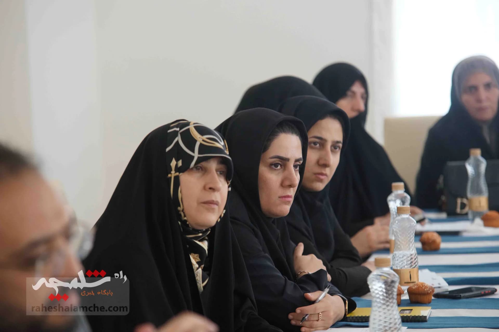 نشست ستاد انتخاباتی زاکانی در امور بینالملل و ایرانیان خارج از کشور +تصاویر — تصویر 14