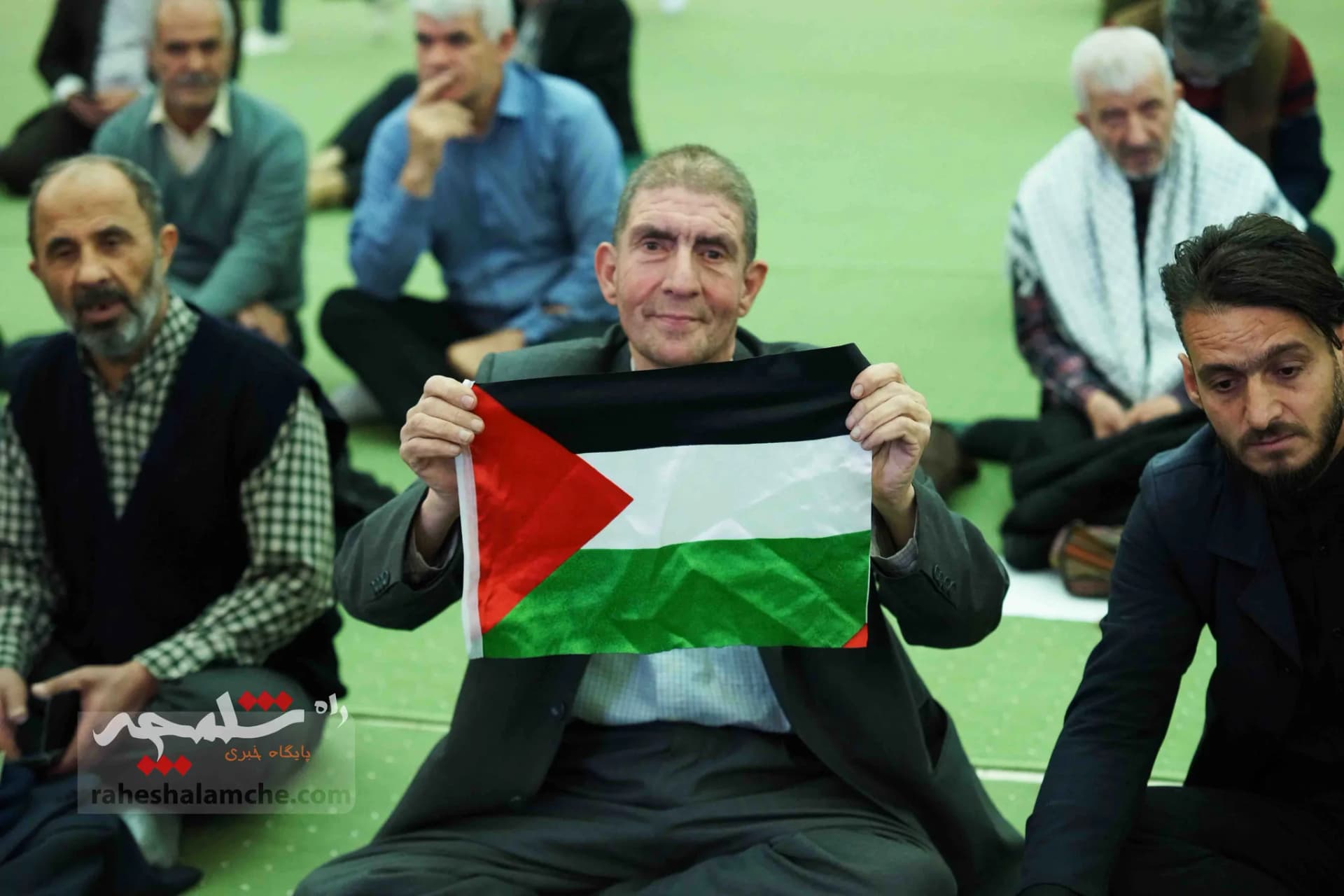 نماز جمعه این هفته تهران برگزار شد +تصاویر — تصویر 6