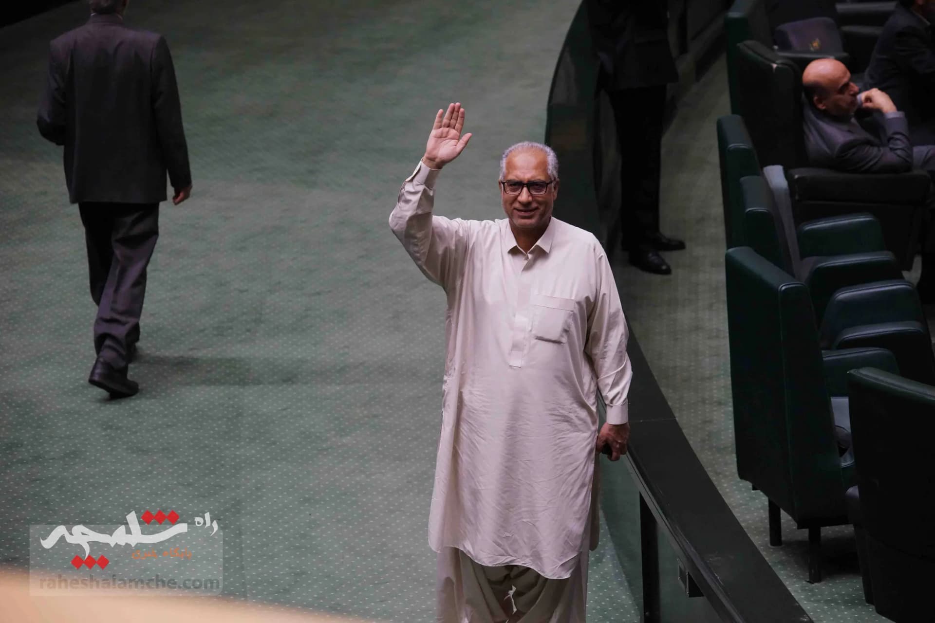 صحن علنی امروز مجلس پس از پاسخ موشکی ایران به اسرائیل +تصاویر — تصویر 41