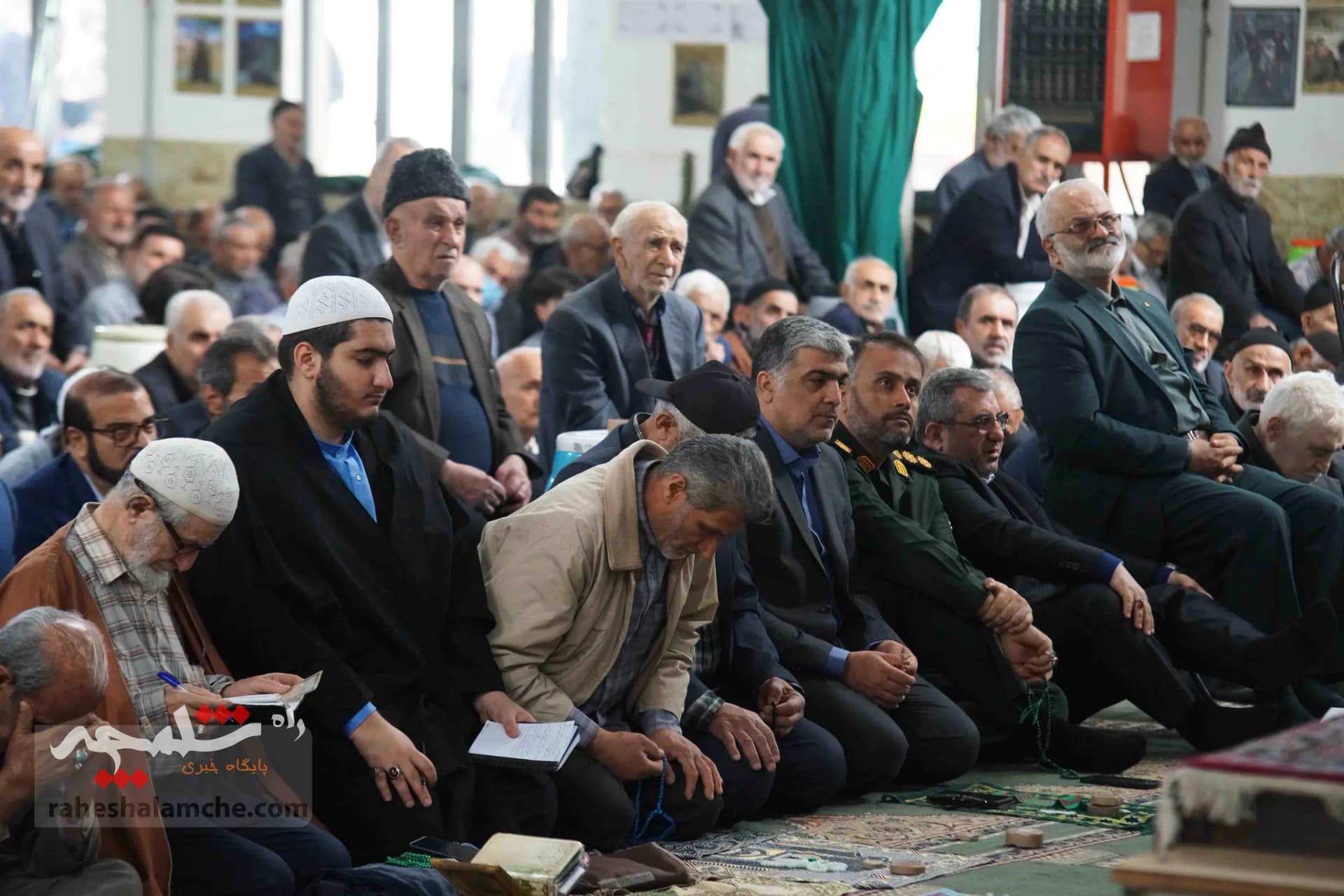 نماز جمعه این هفته قائمشهر برگزار شد +تصاویر — تصویر 5